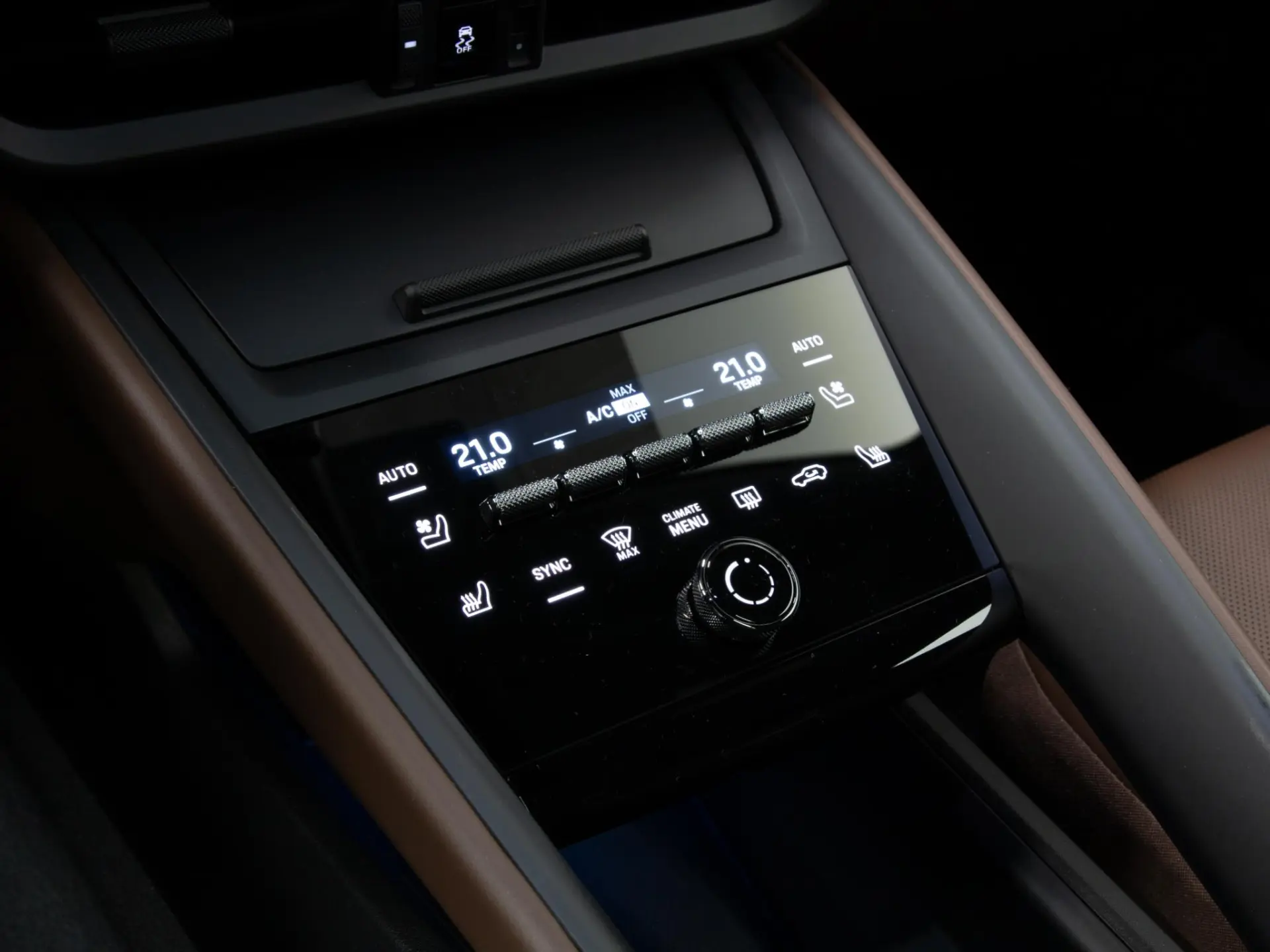 Macan 4