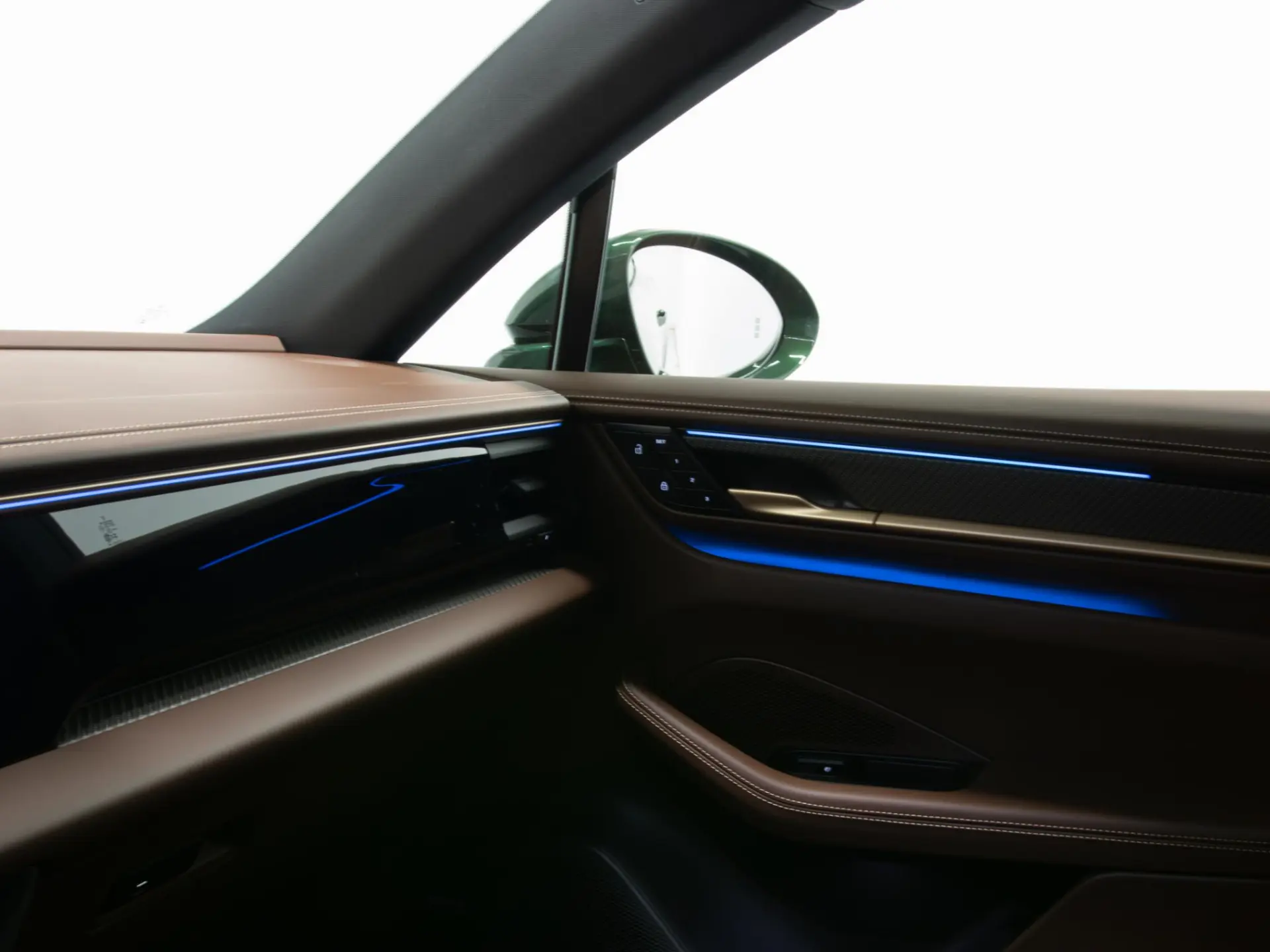 Macan 4