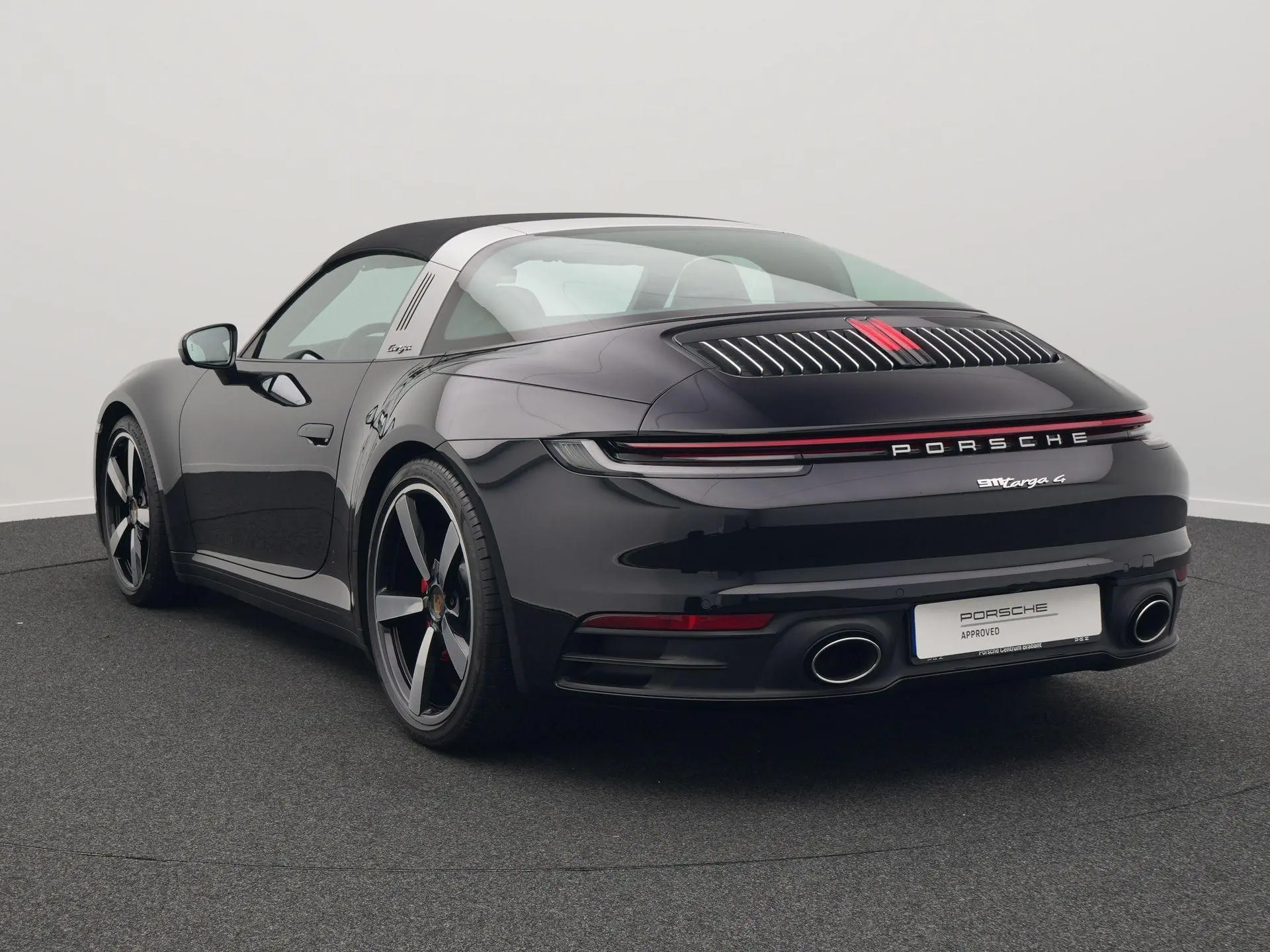 911 Targa 4