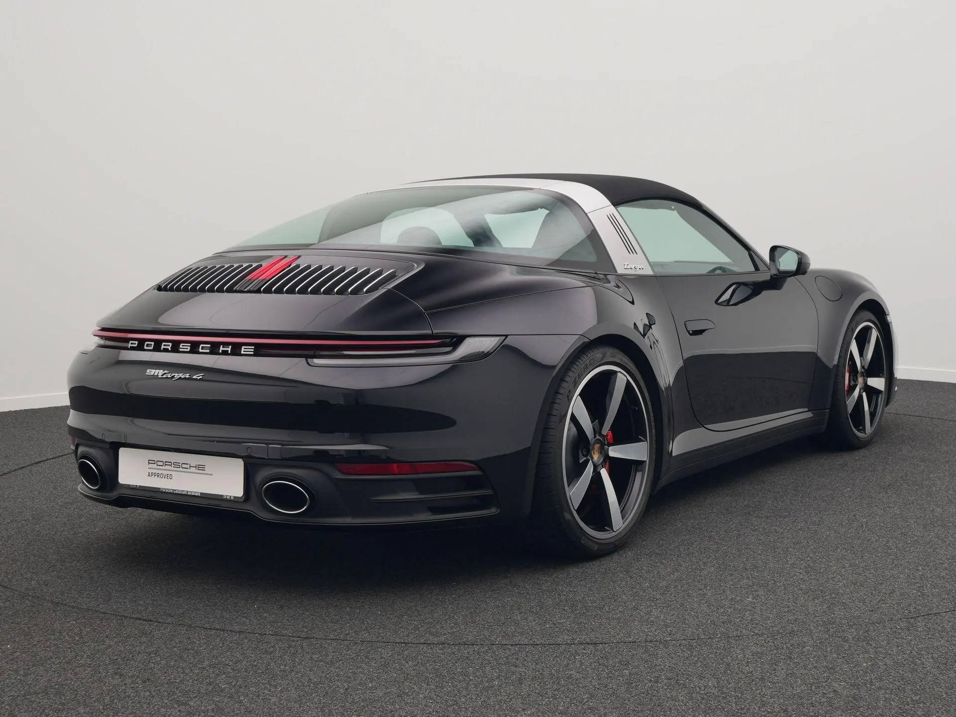 911 Targa 4