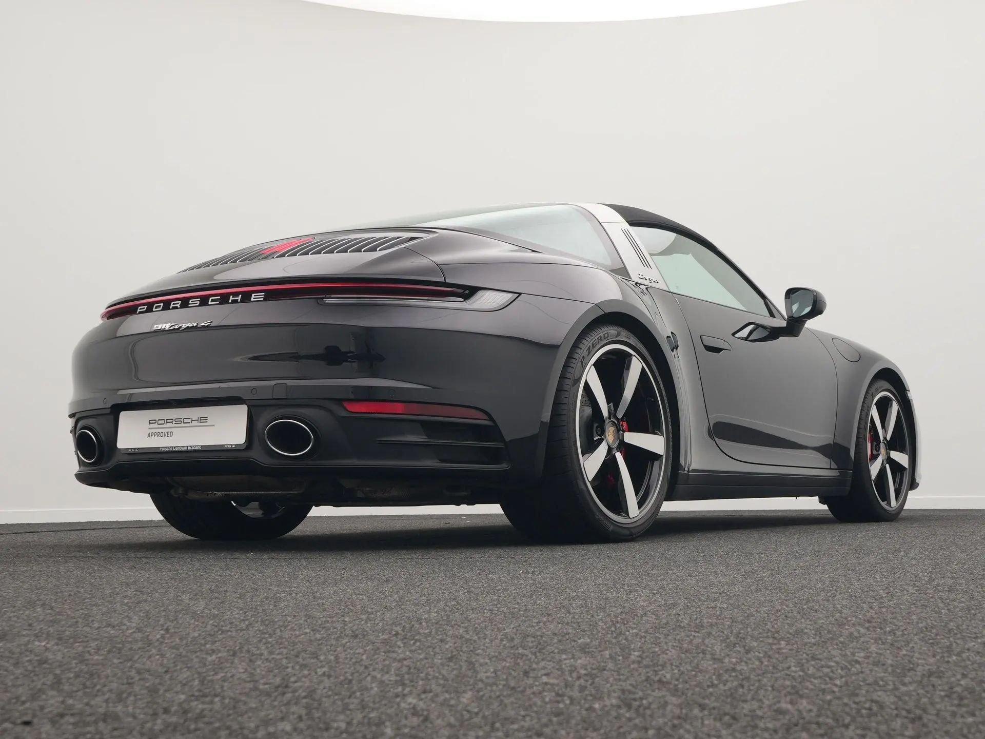 911 Targa 4