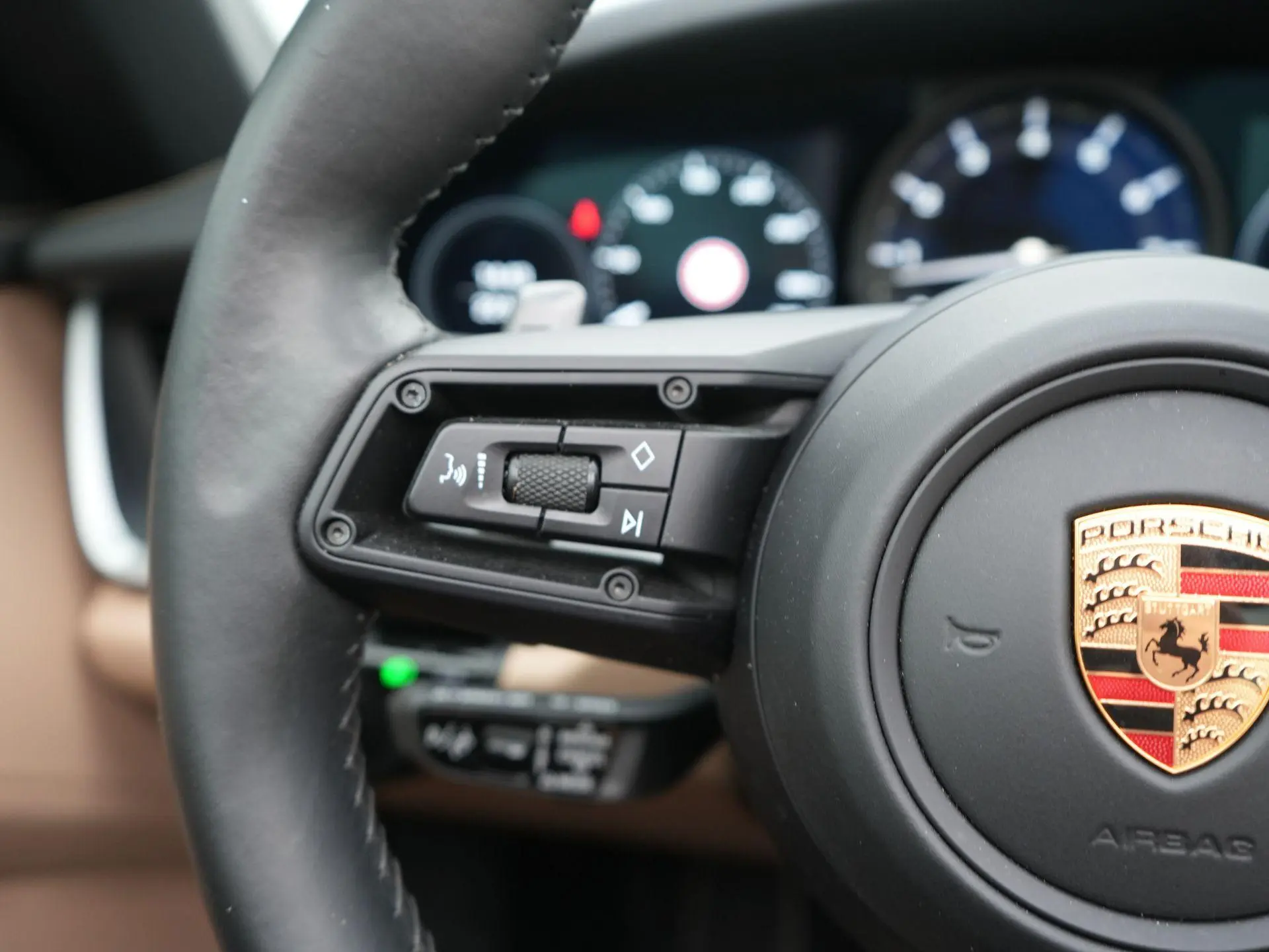 911 Targa 4