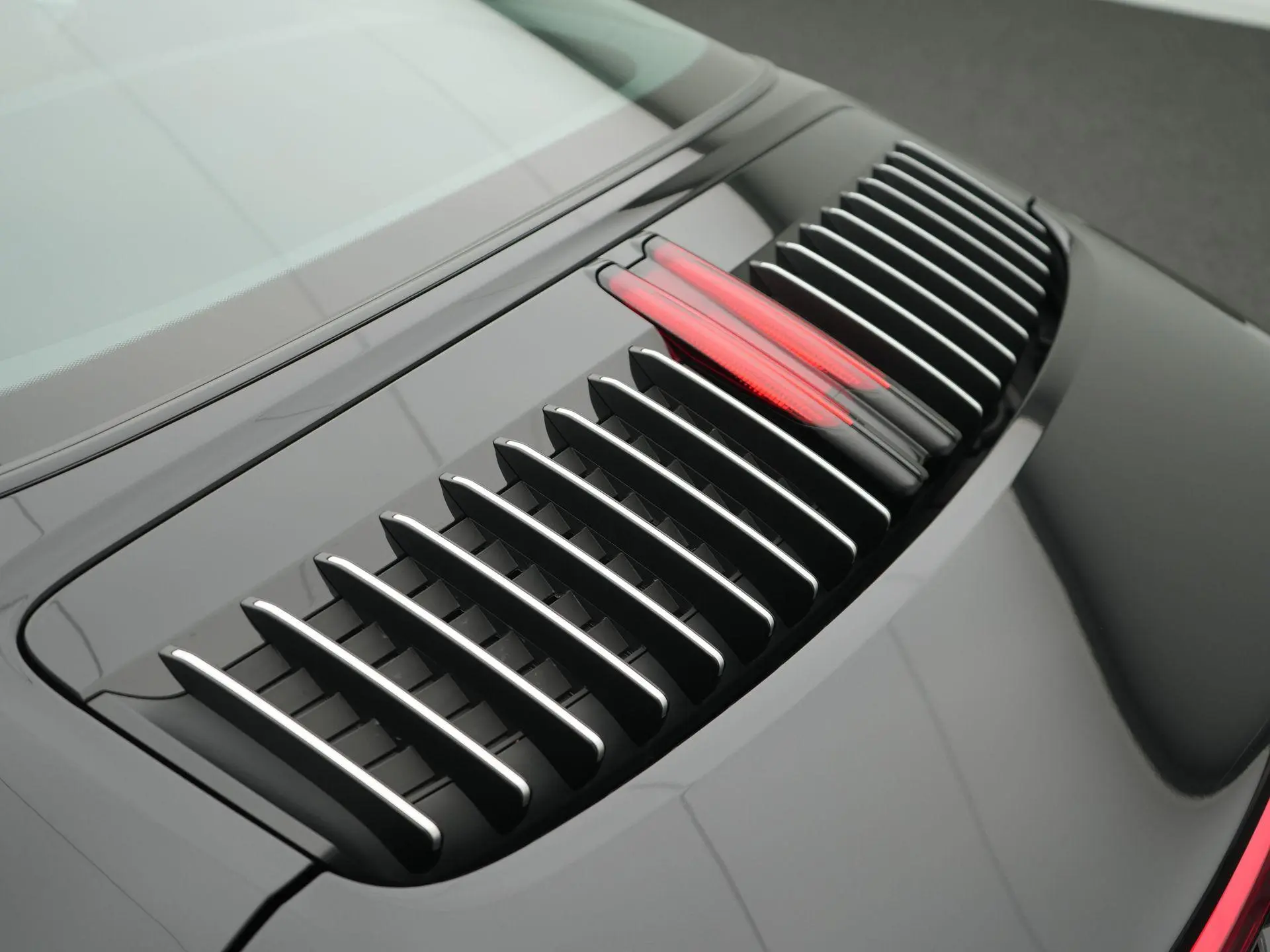 911 Targa 4