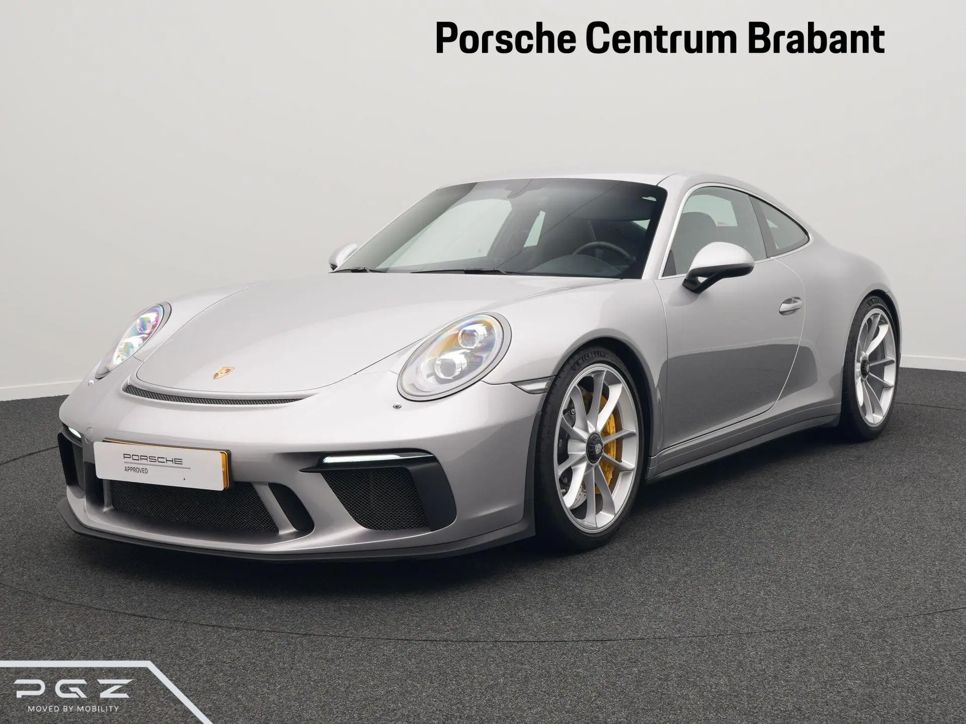 911 GT3 Touring