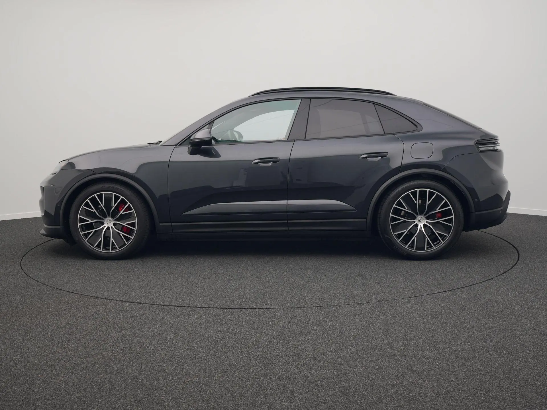 Macan 4 S
