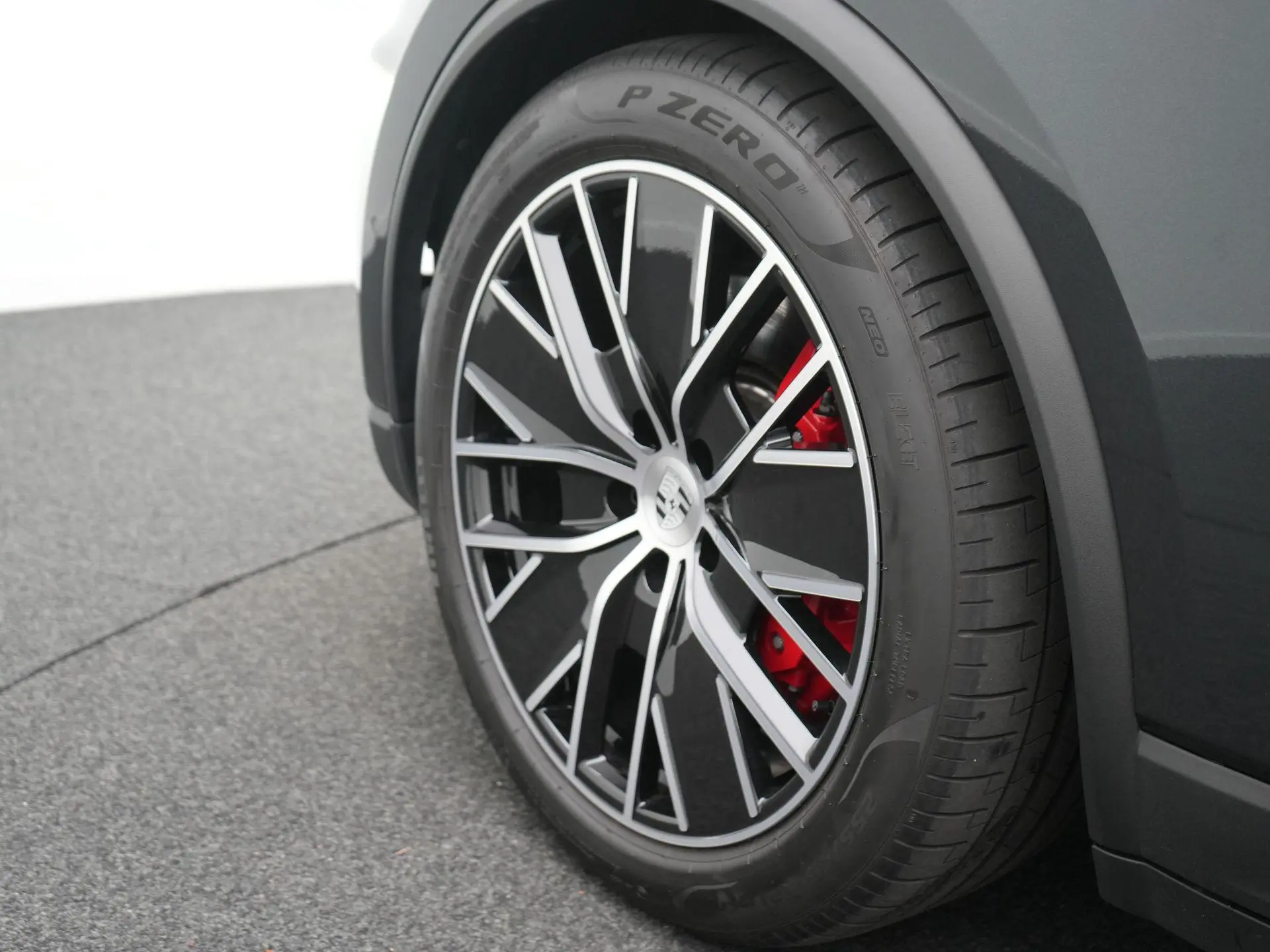 Macan 4 S