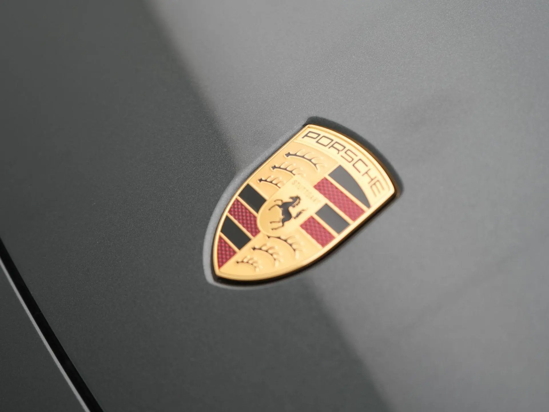 Macan 4 S
