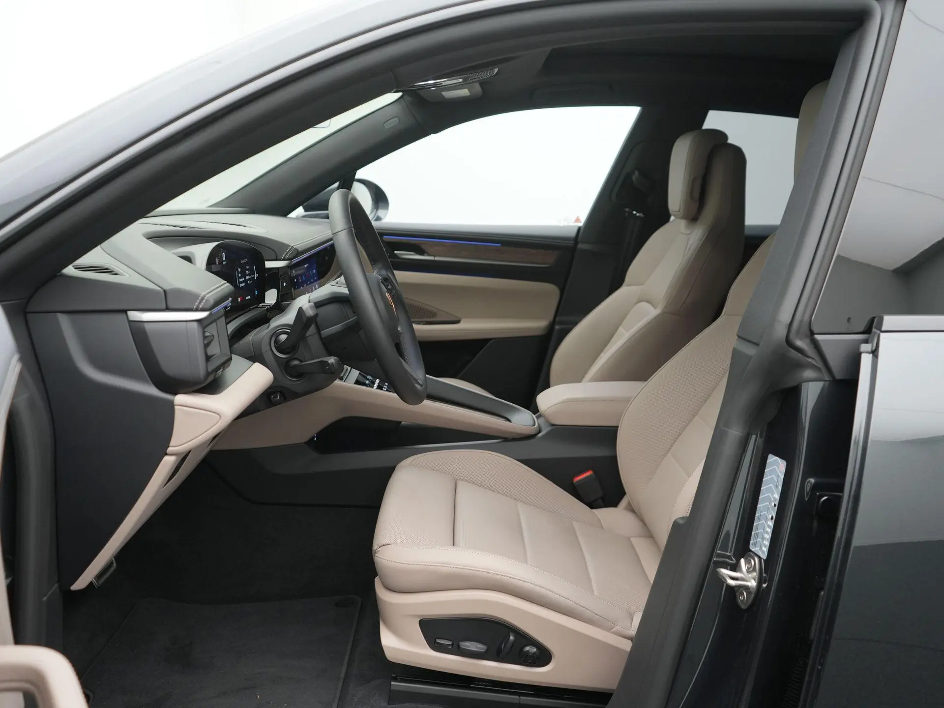 Macan 4 S