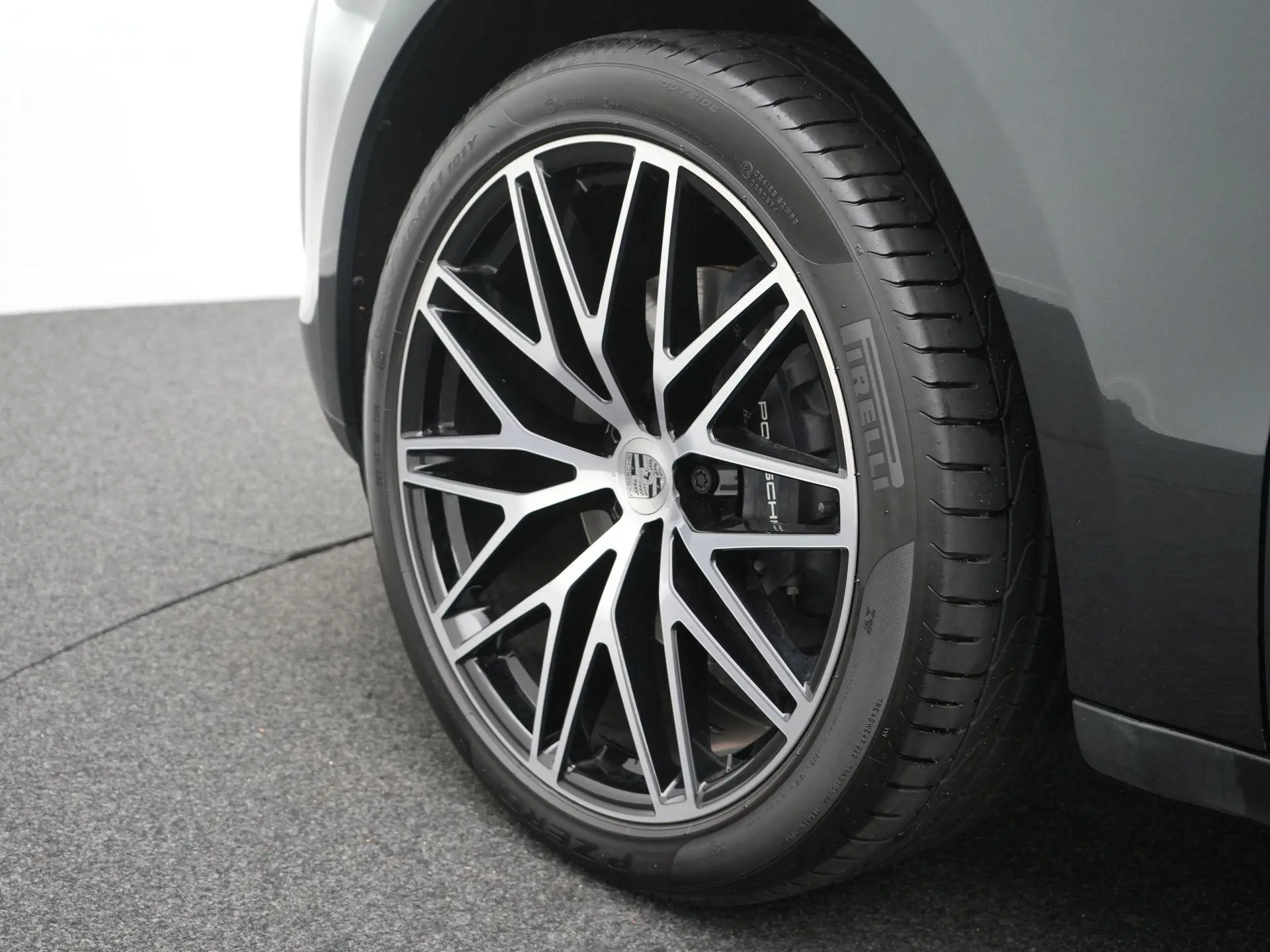 Macan T