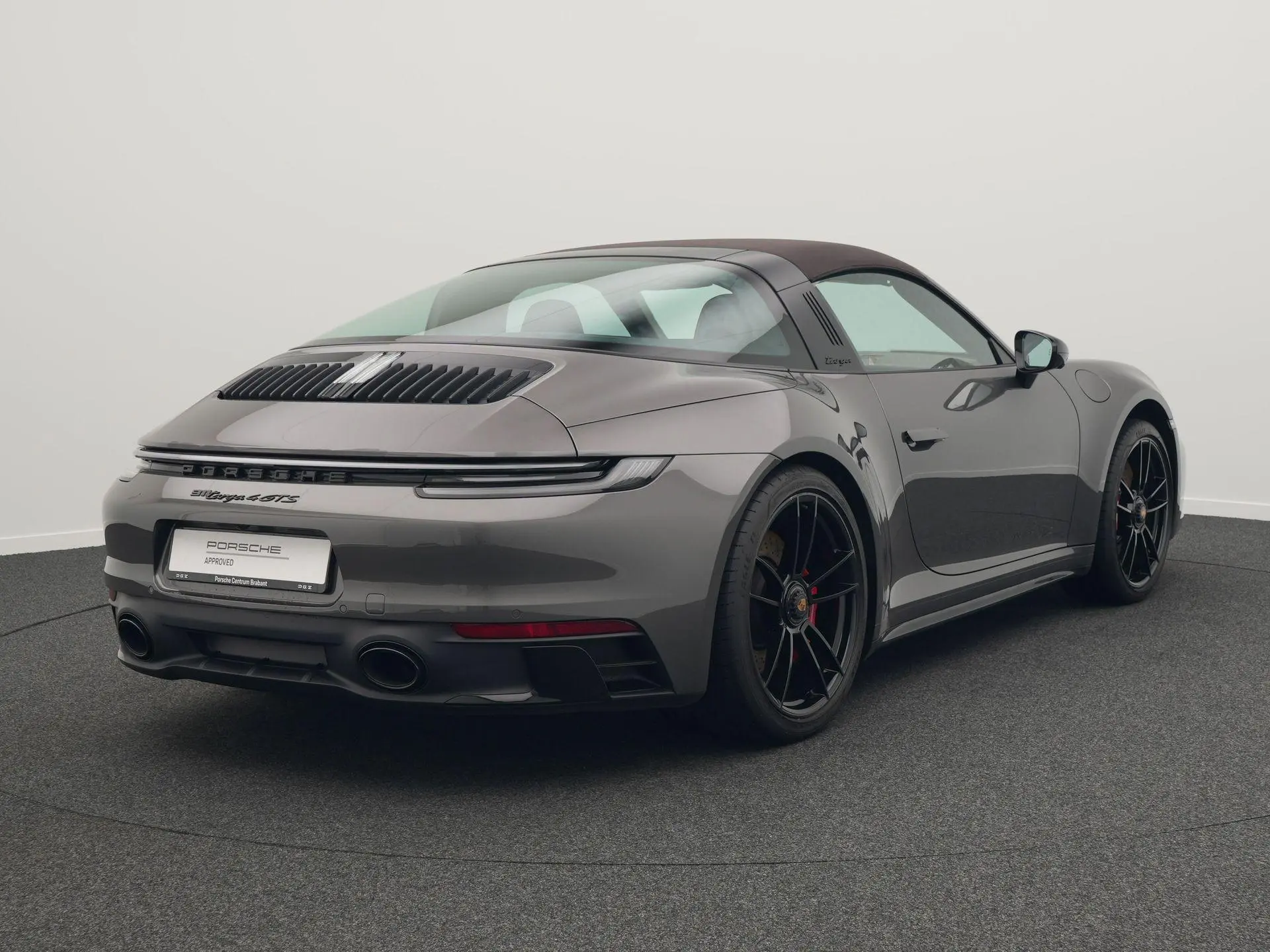 911 4 GTS