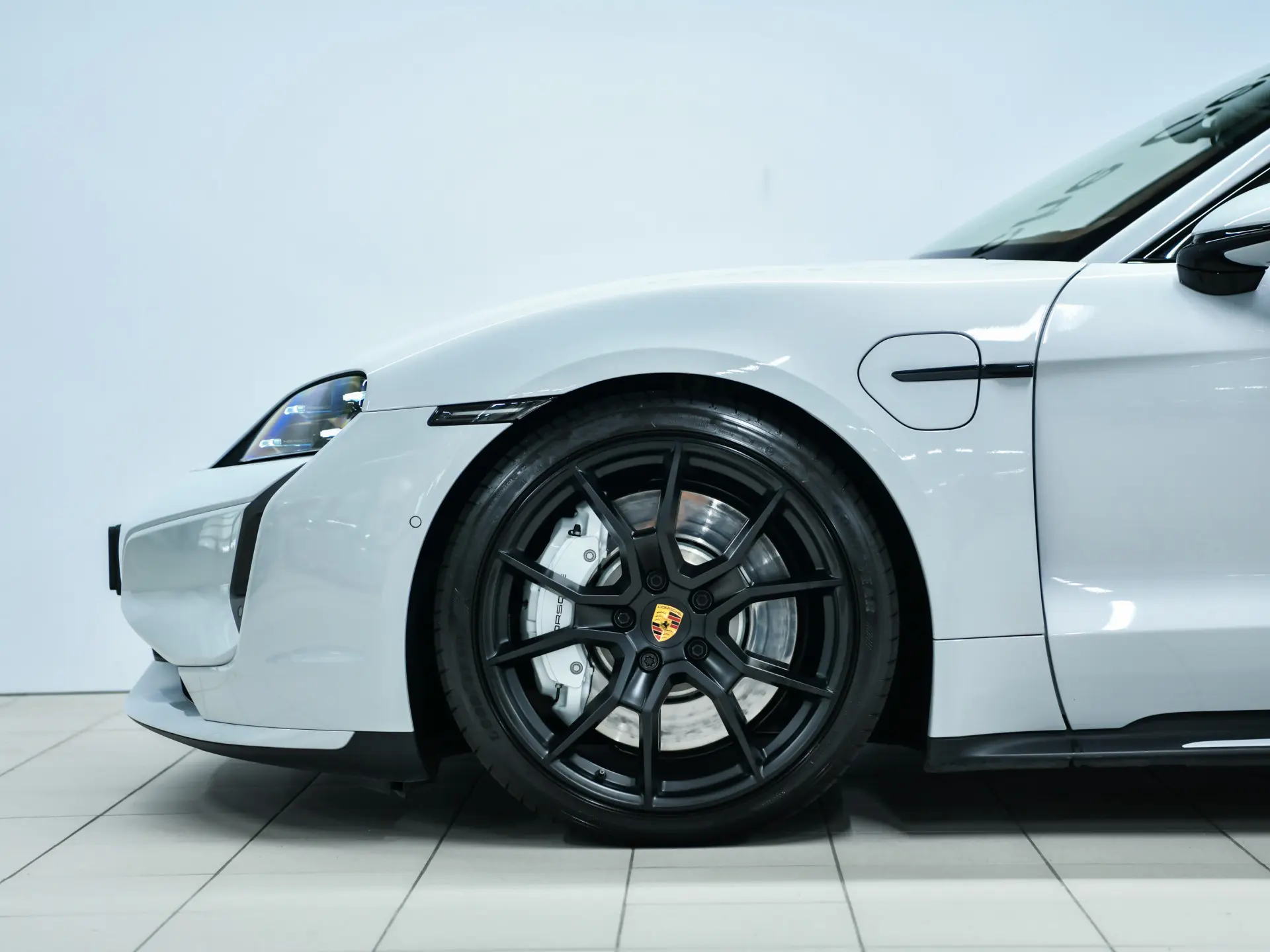 Taycan Turbo Sport Turismo