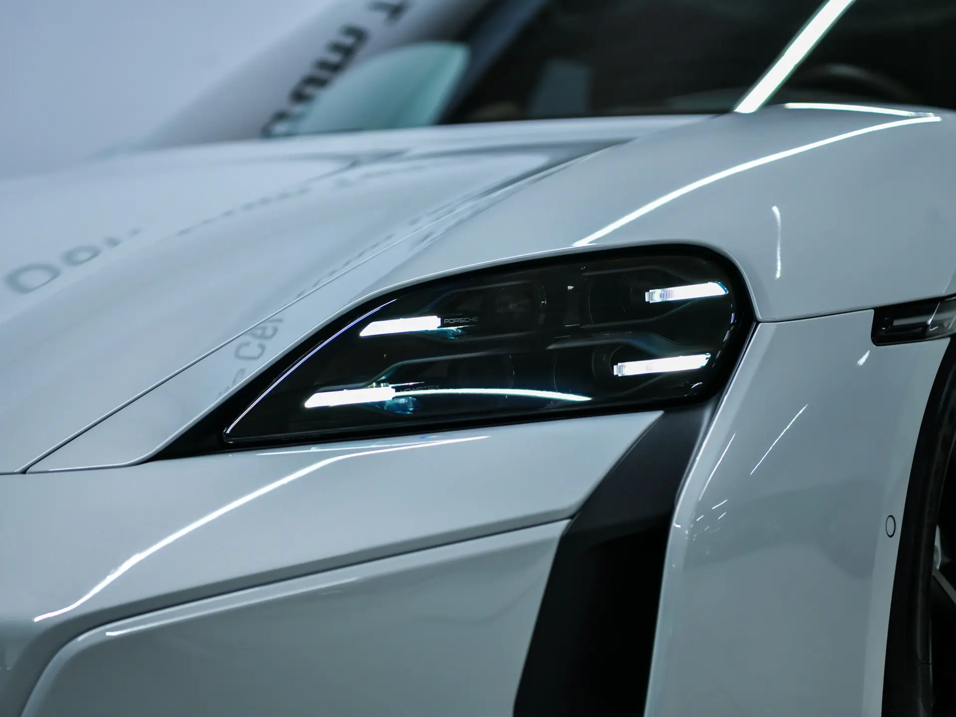 Taycan Turbo Sport Turismo