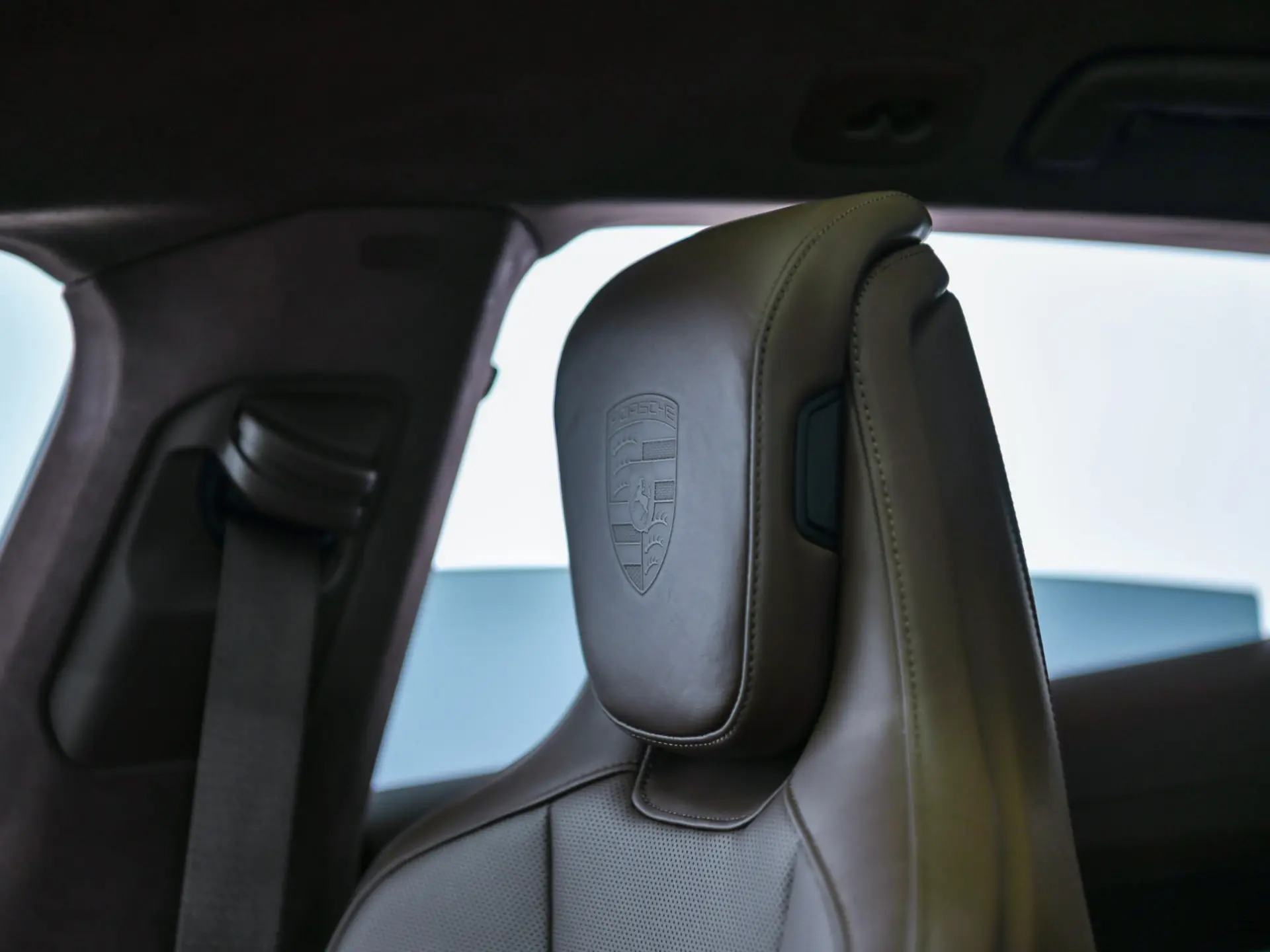 Taycan Turbo Sport Turismo