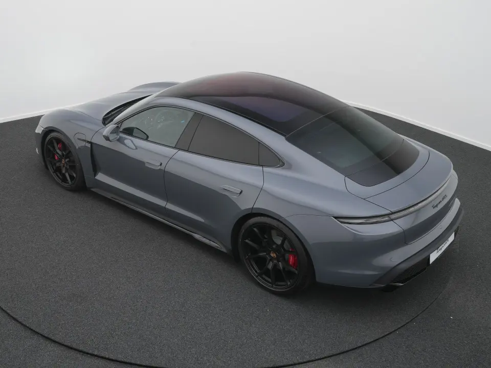 Porsche Taycan GTS