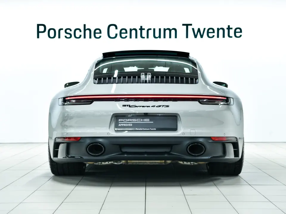 911 Carrera 4 GTS