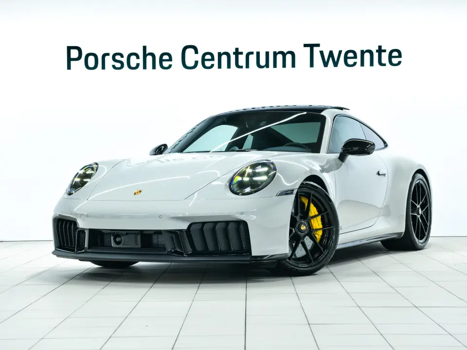Porsche 911 Carrera 4 GTS