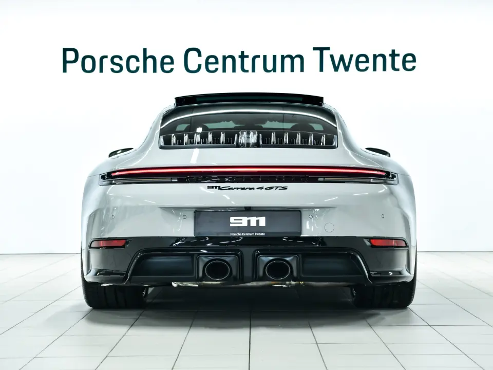 911 Carrera 4 GTS