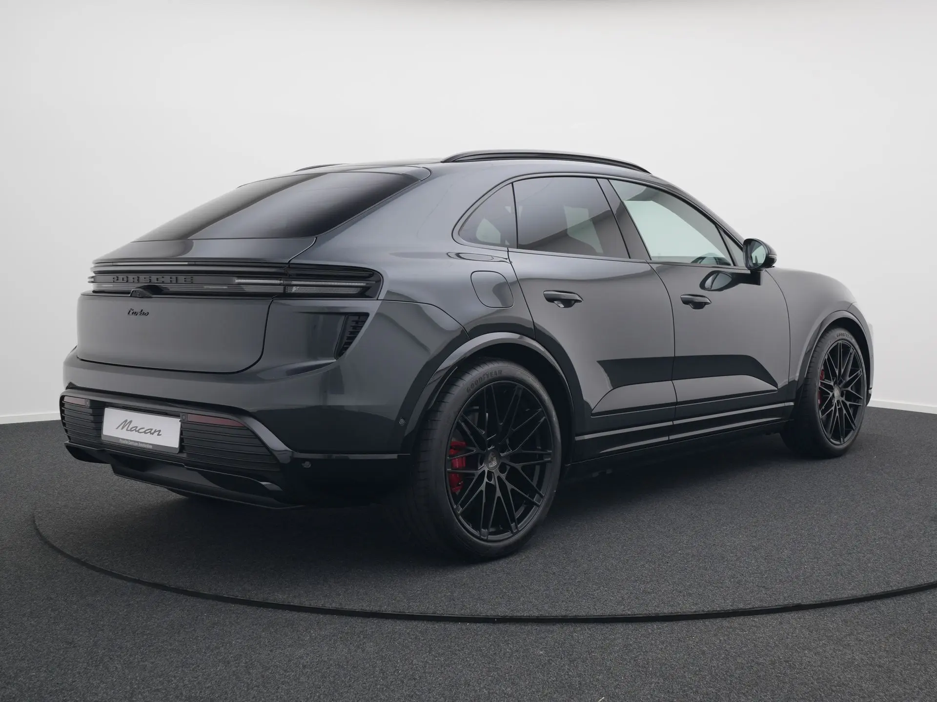 Macan Turbo