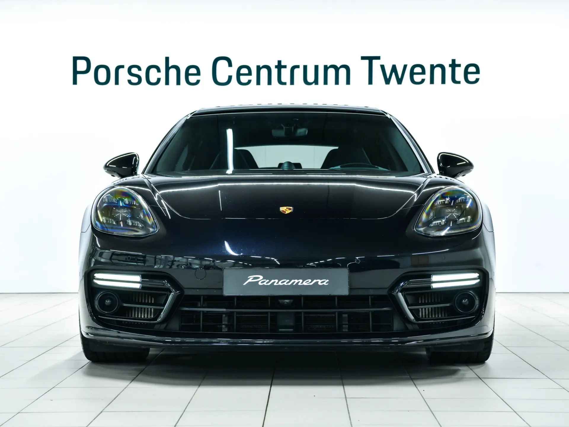 Panamera 4 E-Hybrid Sport Turismo Platinum Edition