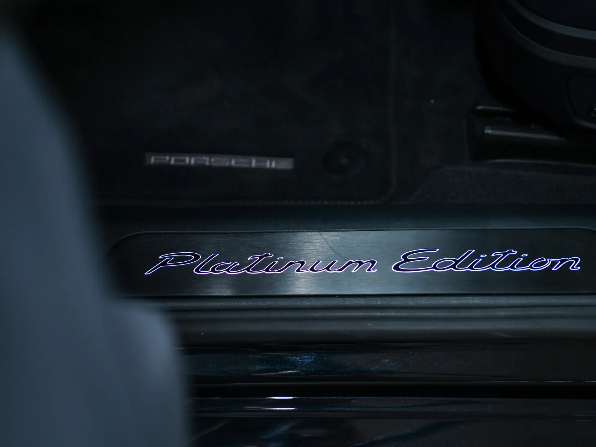 Panamera 4 E-Hybrid Sport Turismo Platinum Edition