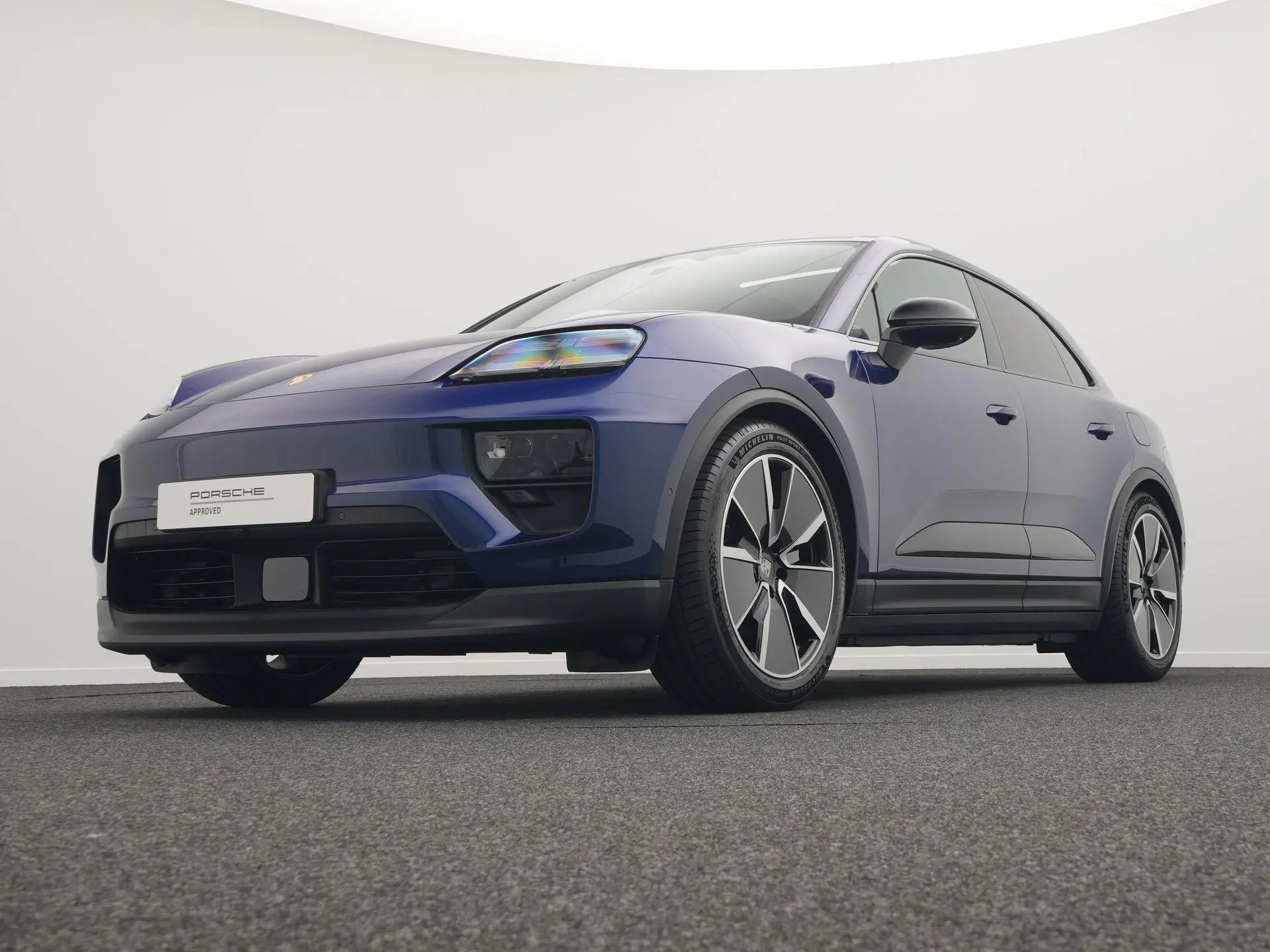 Macan 4