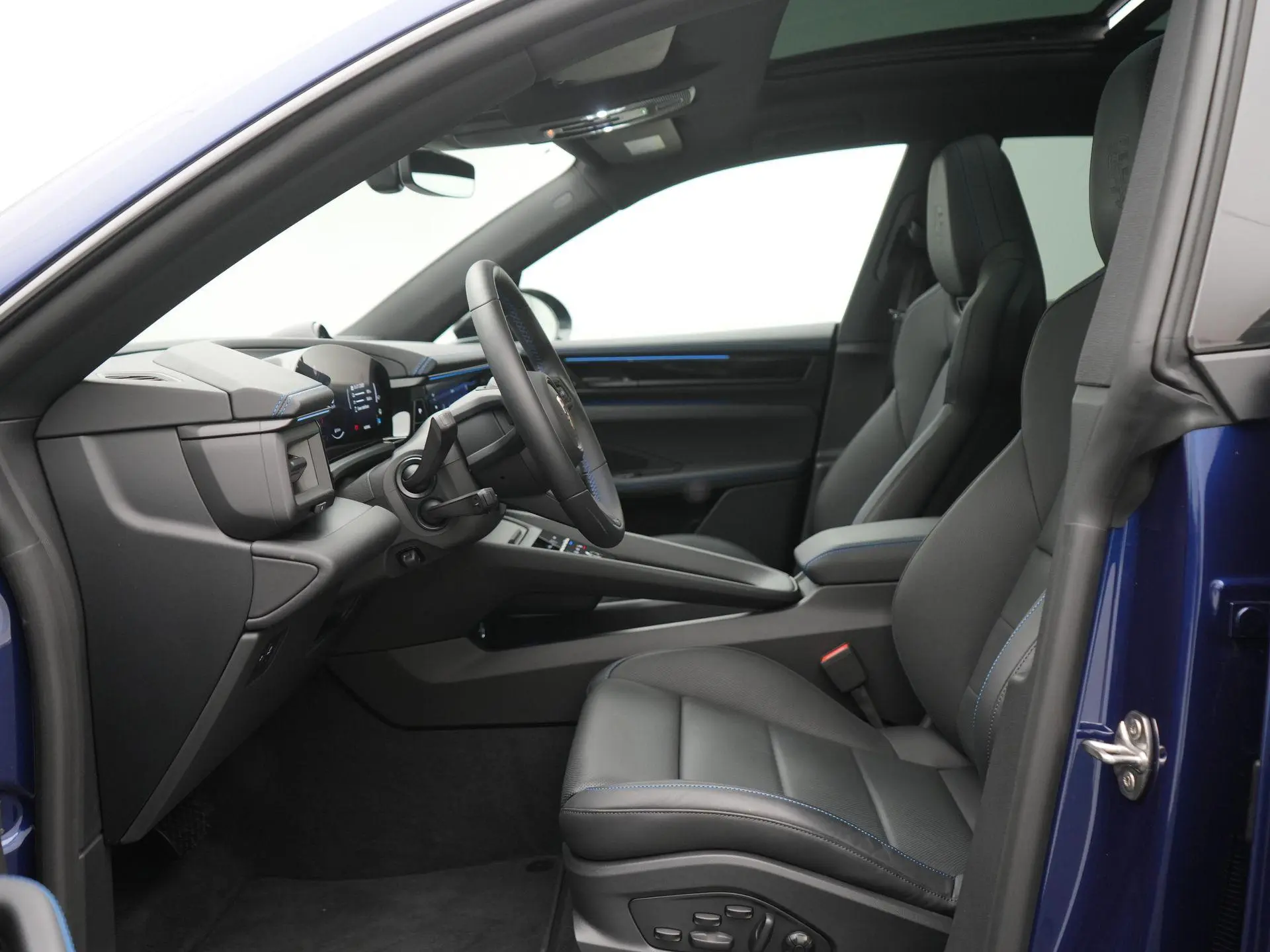 Macan 4