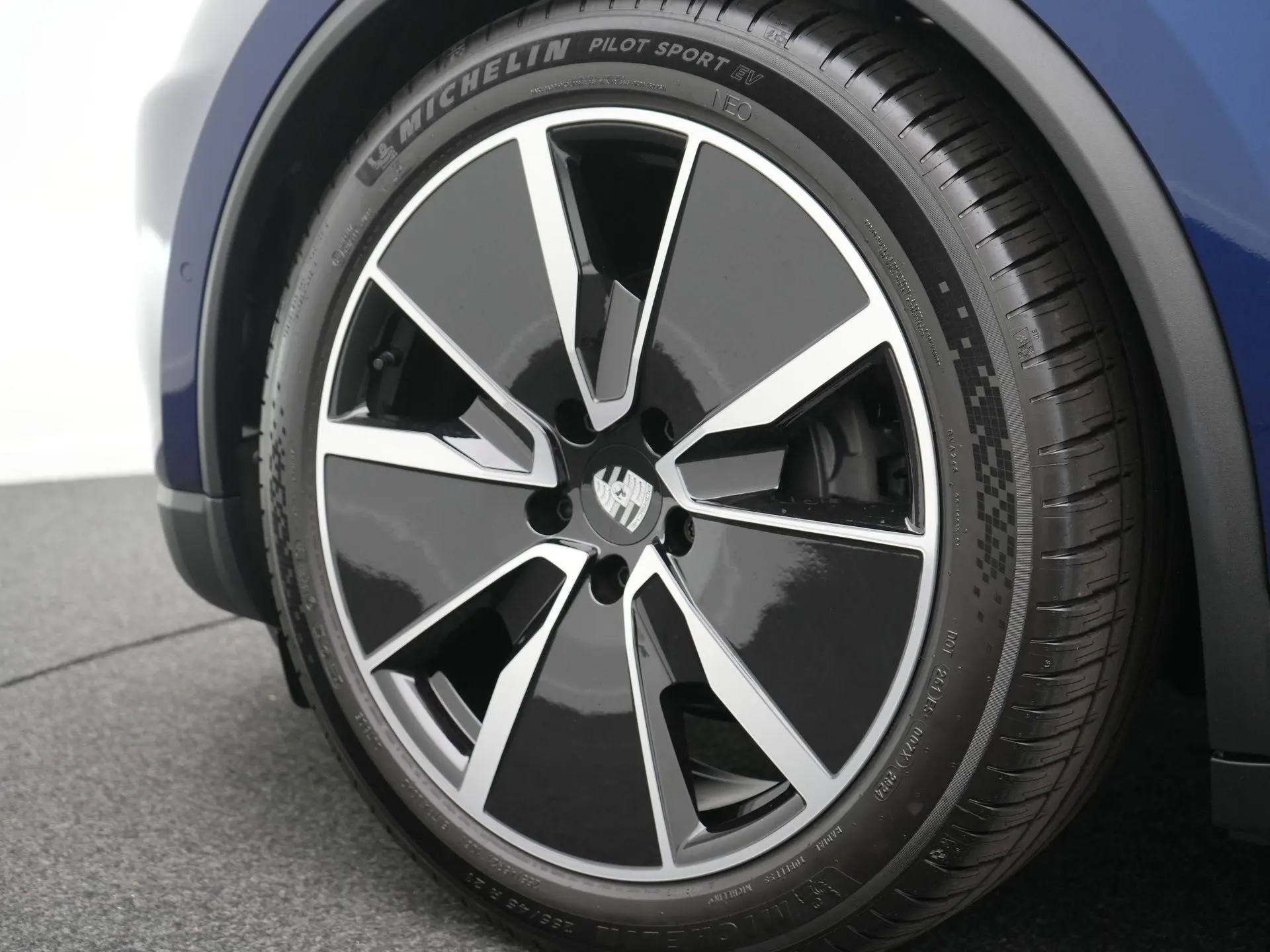 Macan 4