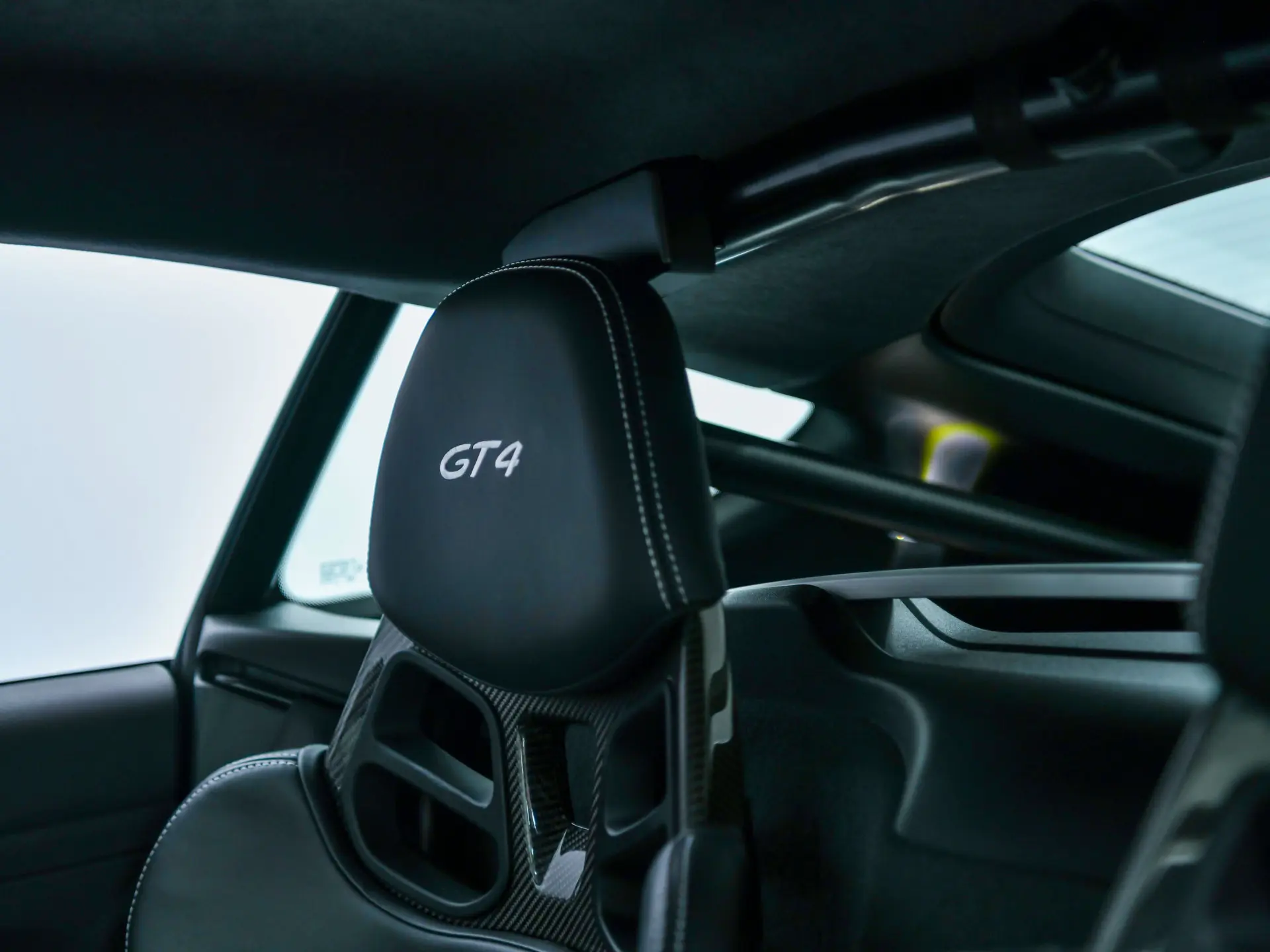 718 Cayman GT4