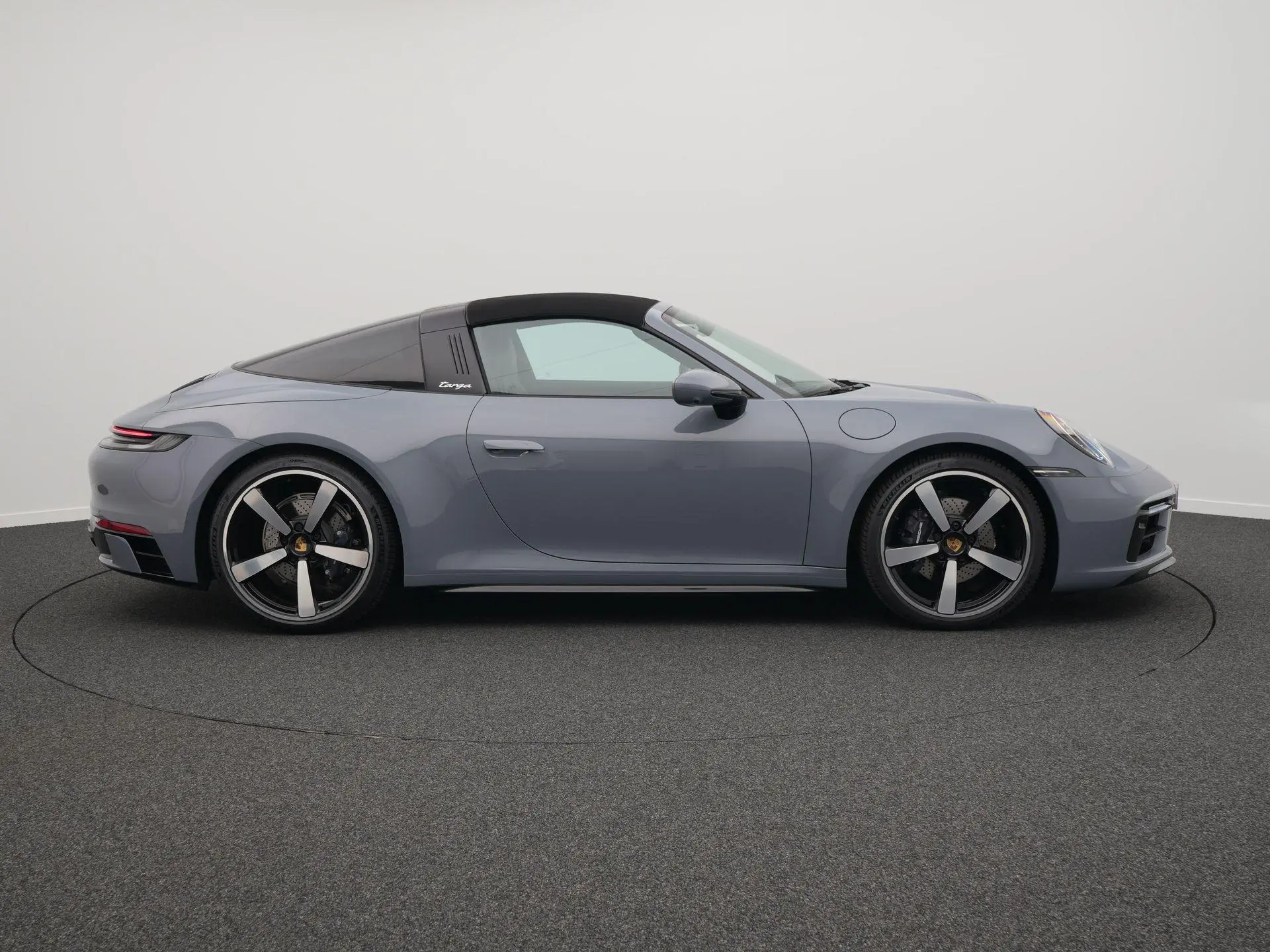 911 Targa 4