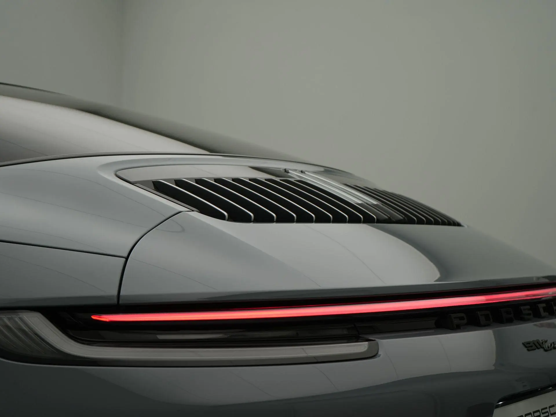 911 Targa 4