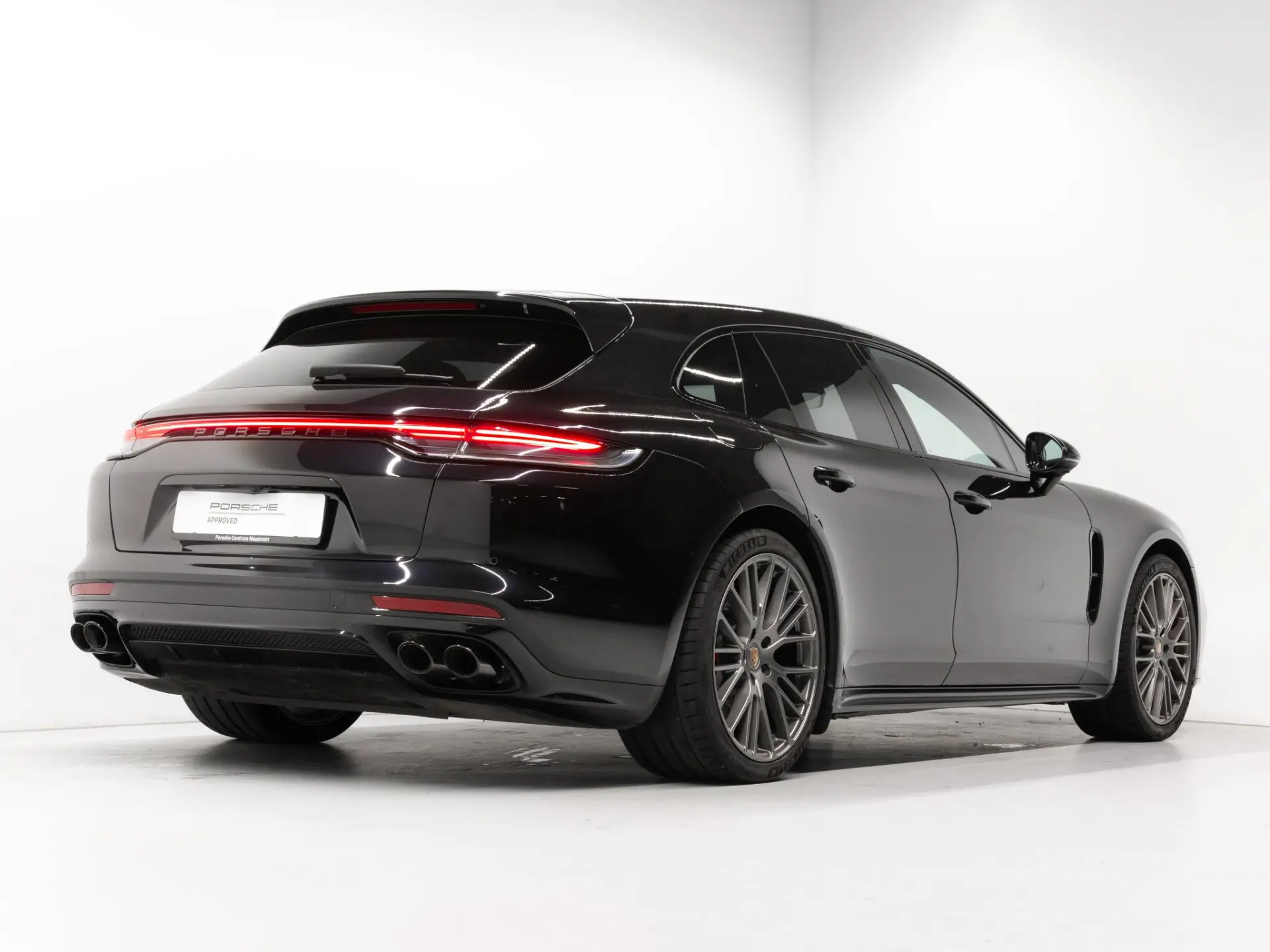 Panamera Sport Turismo 4S E-Hybrid