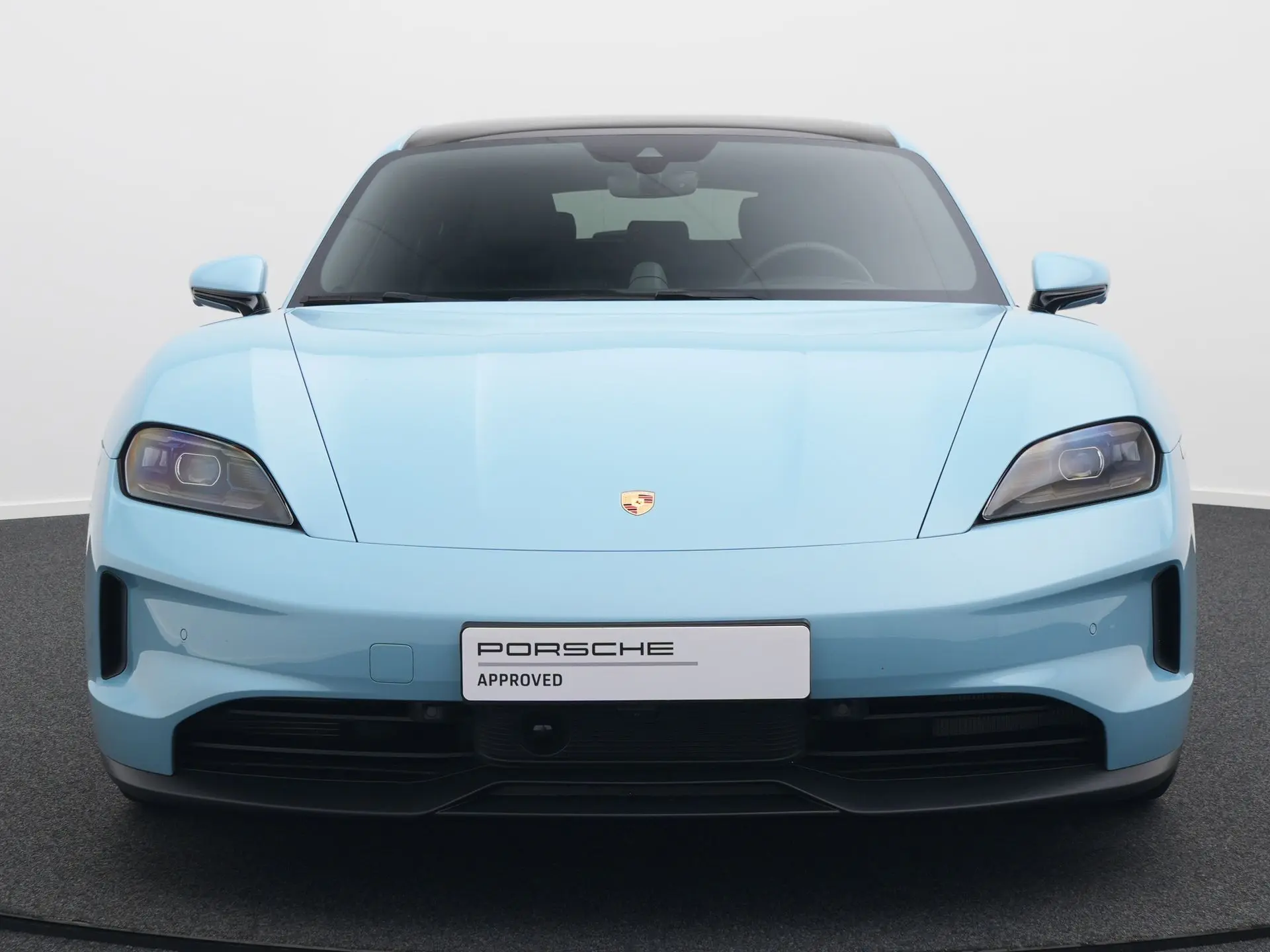 Taycan Sport Tursimo