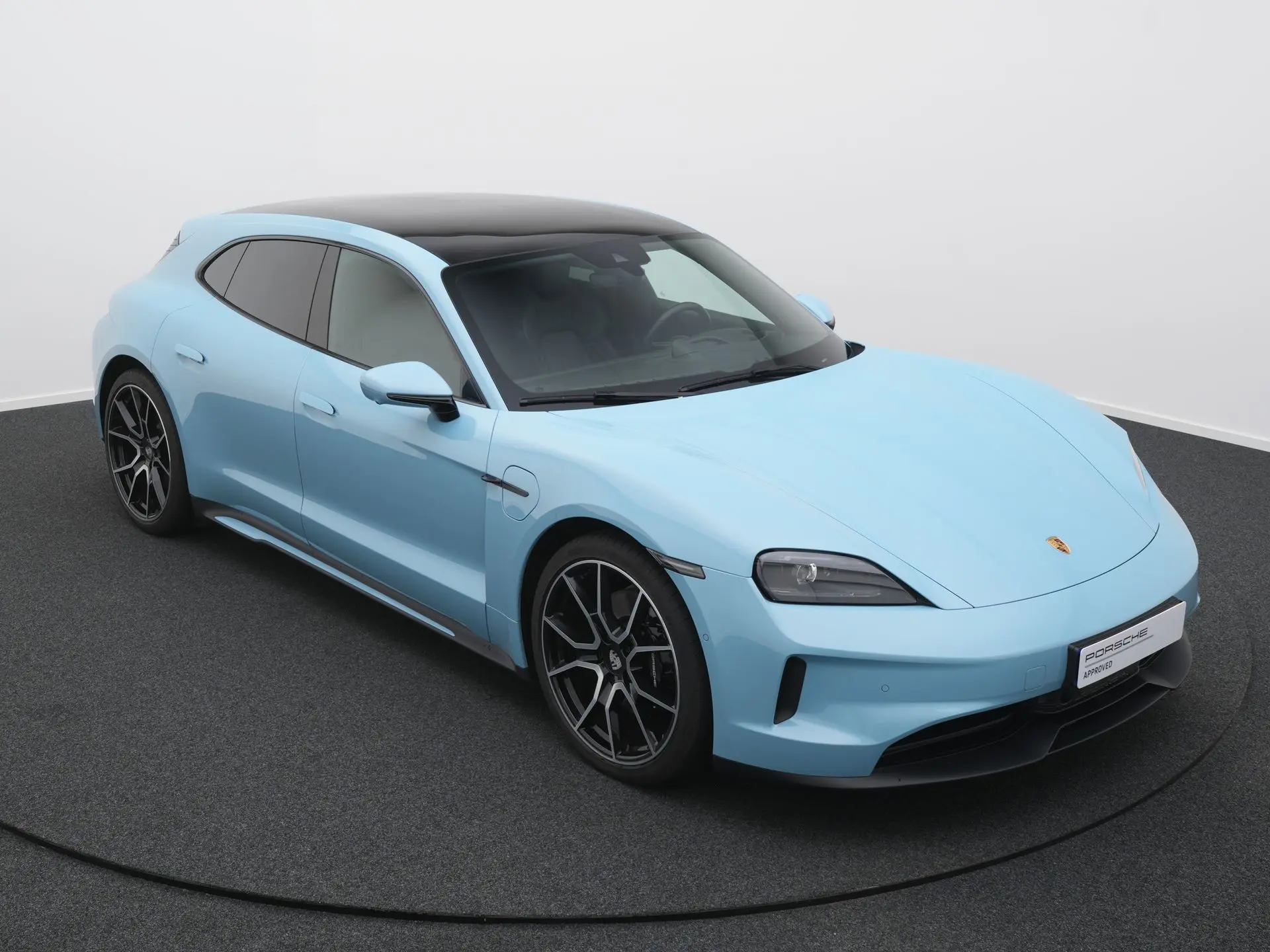 Taycan Sport Tursimo