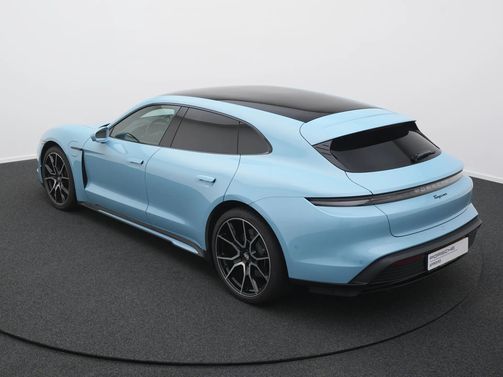 Taycan Sport Tursimo