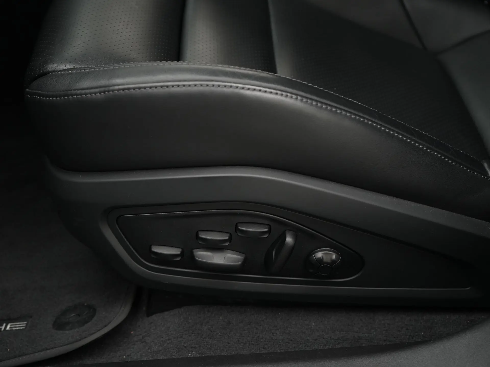 Taycan Sport Tursimo