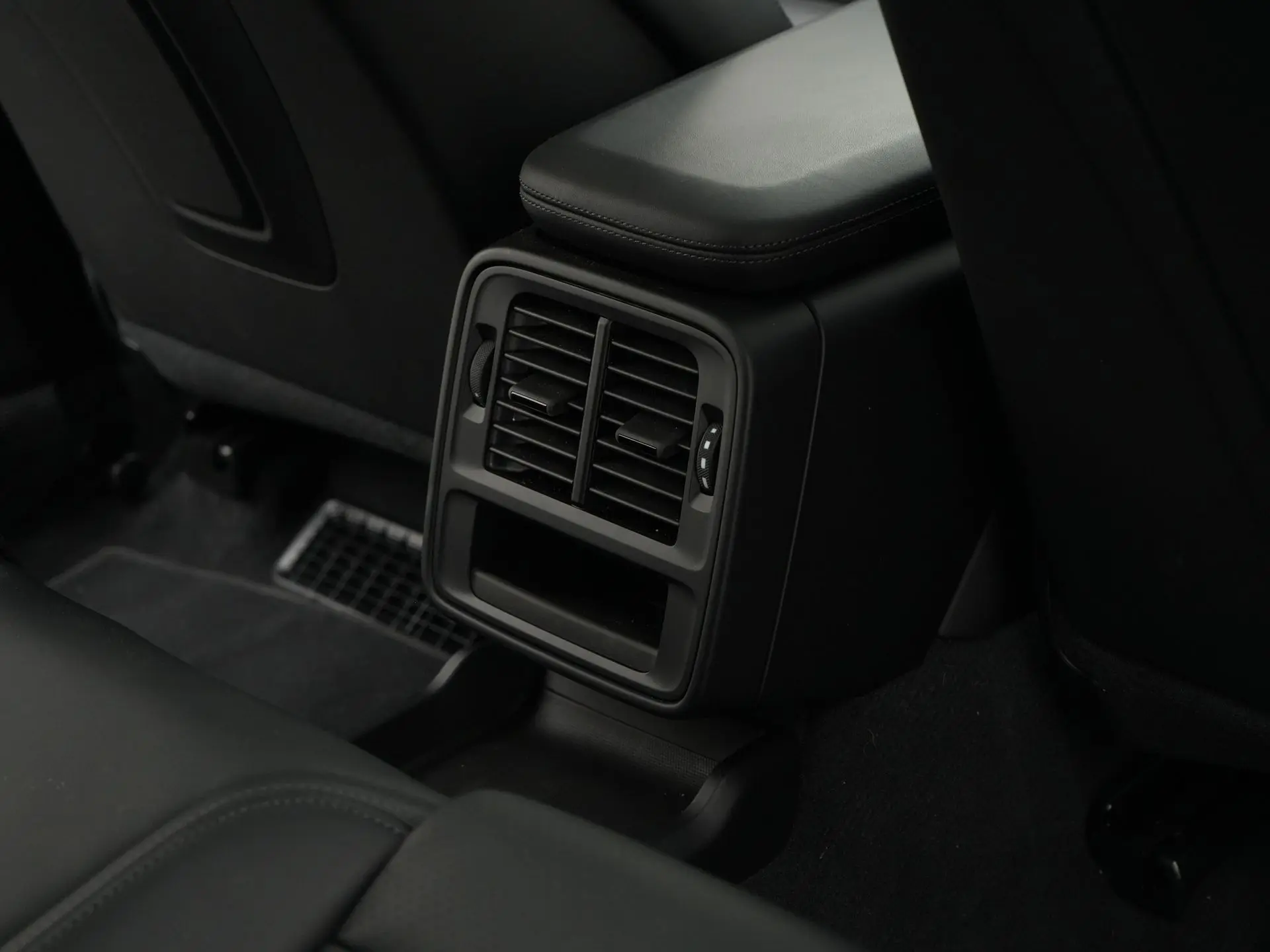 Taycan Sport Tursimo