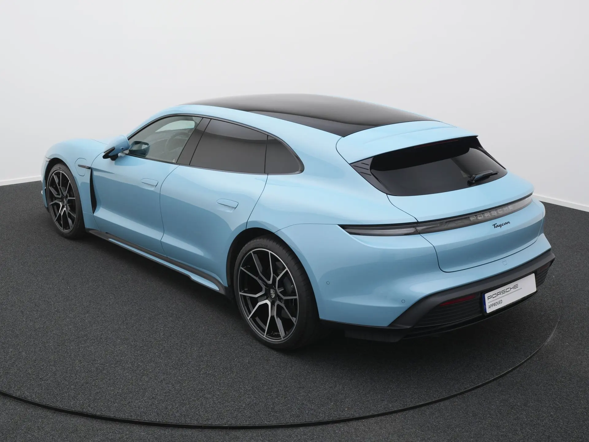 Taycan Sport Tursimo