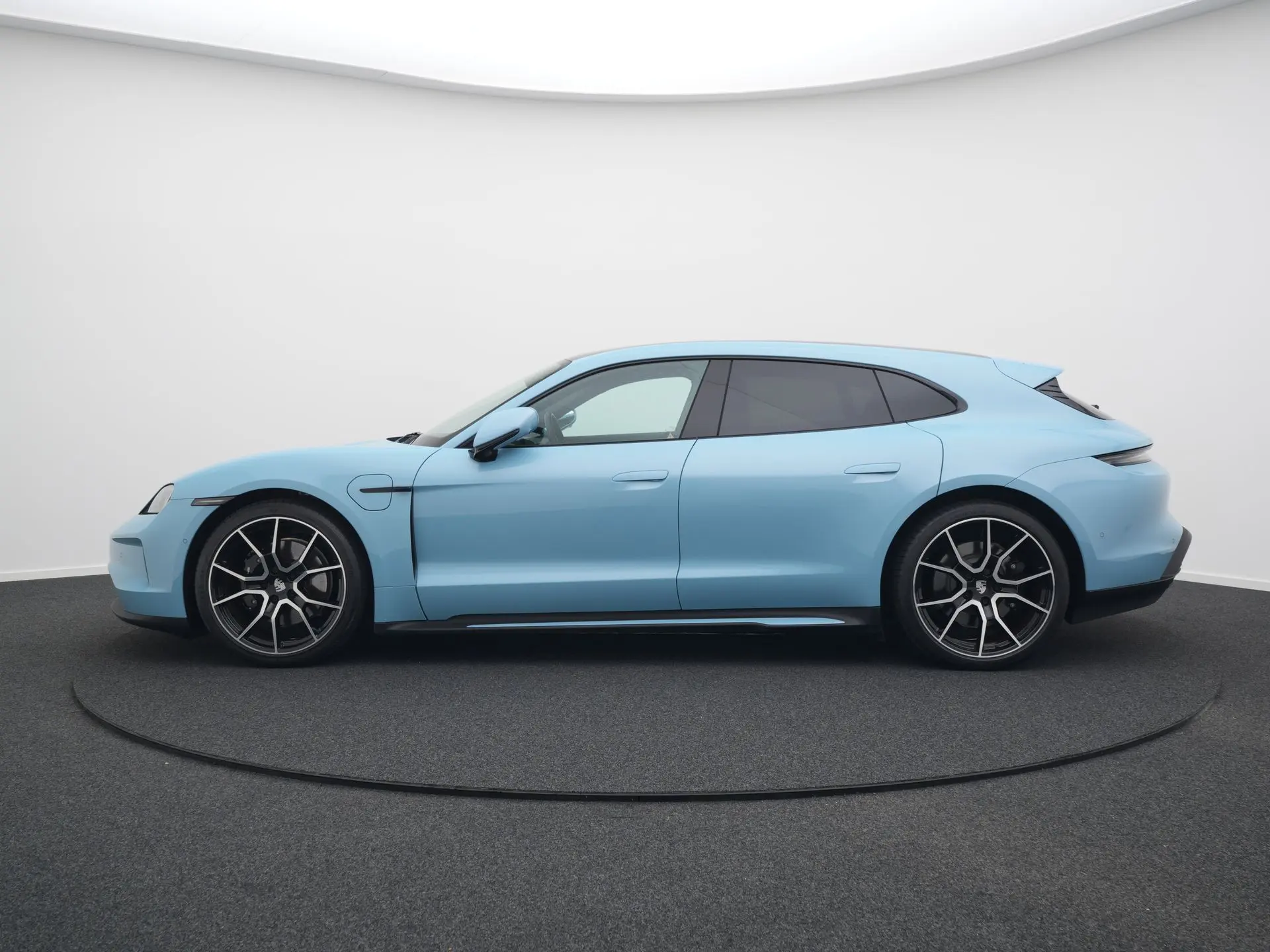 Taycan Sport Tursimo