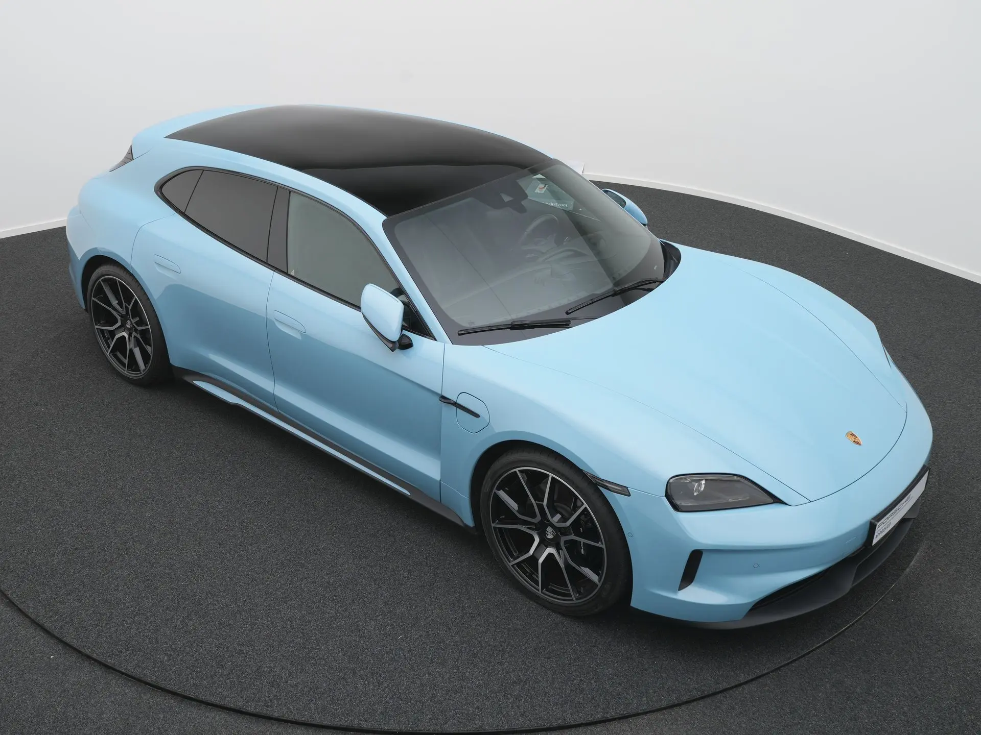 Taycan Sport Tursimo