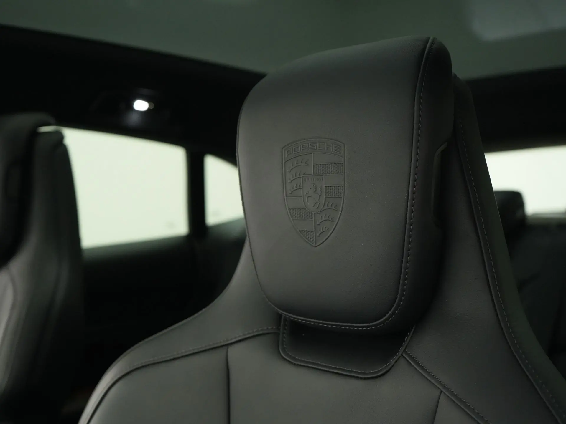 Taycan Sport Tursimo