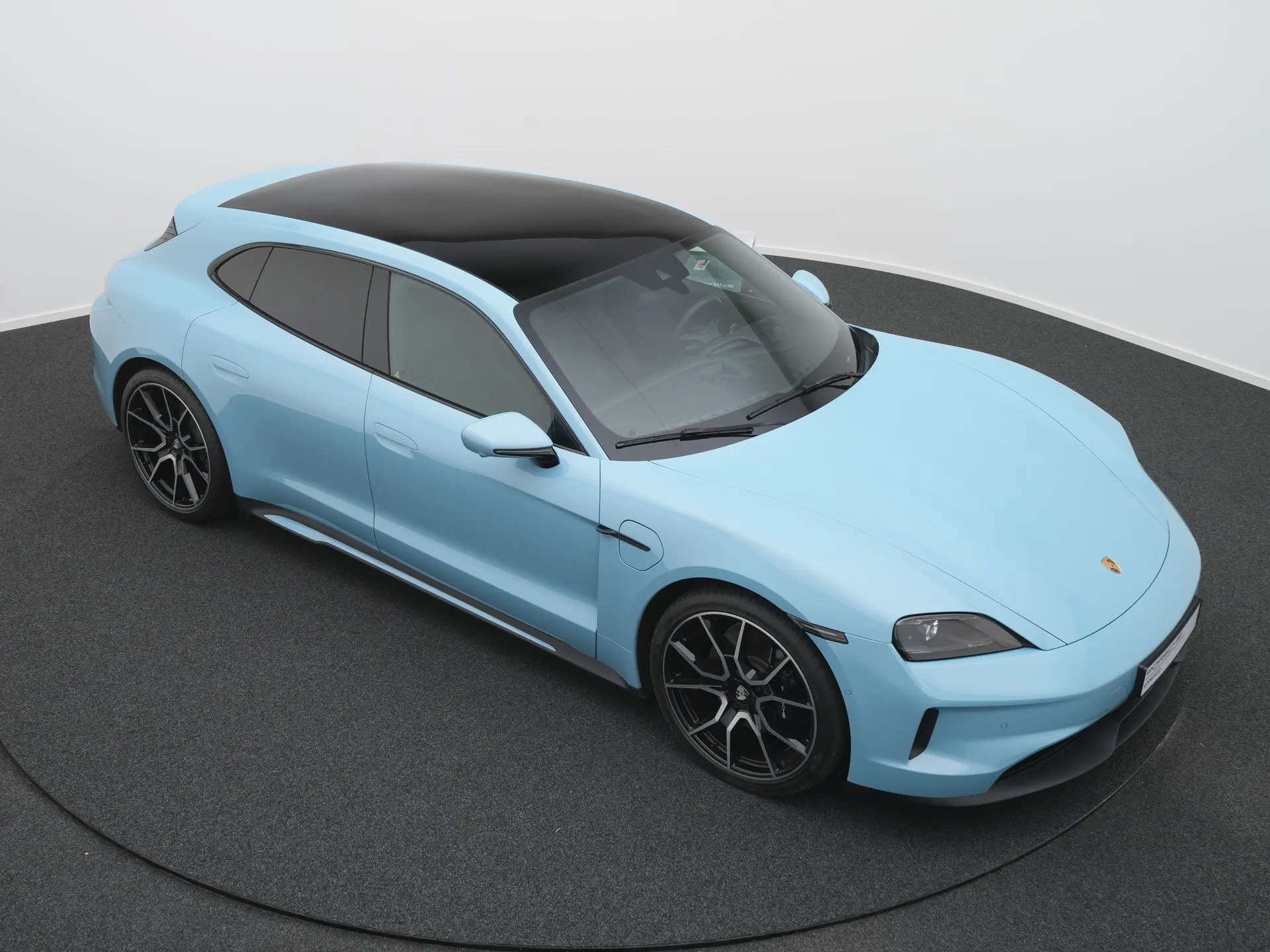 Taycan Sport Tursimo