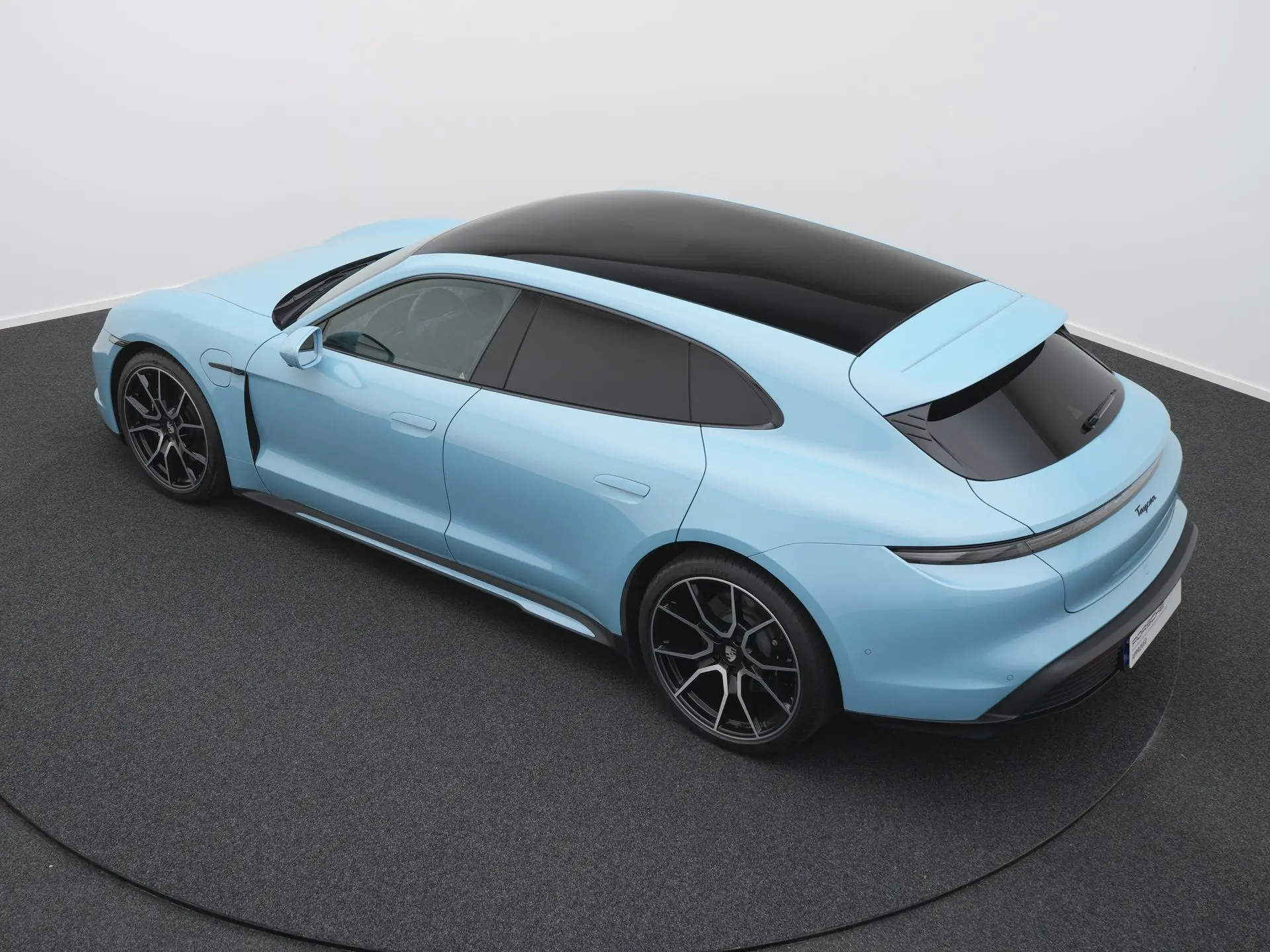 Taycan Sport Tursimo