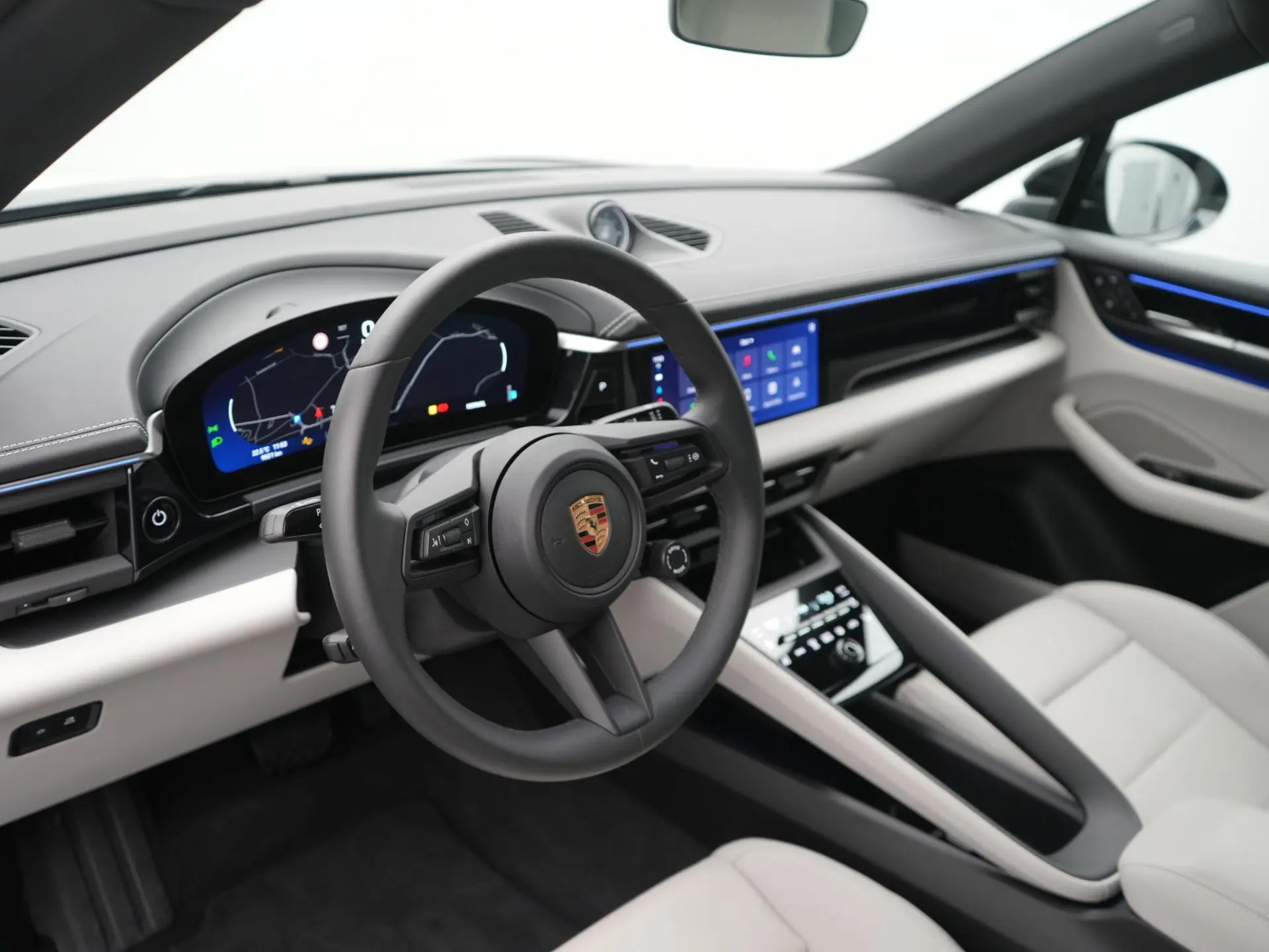 Macan 4