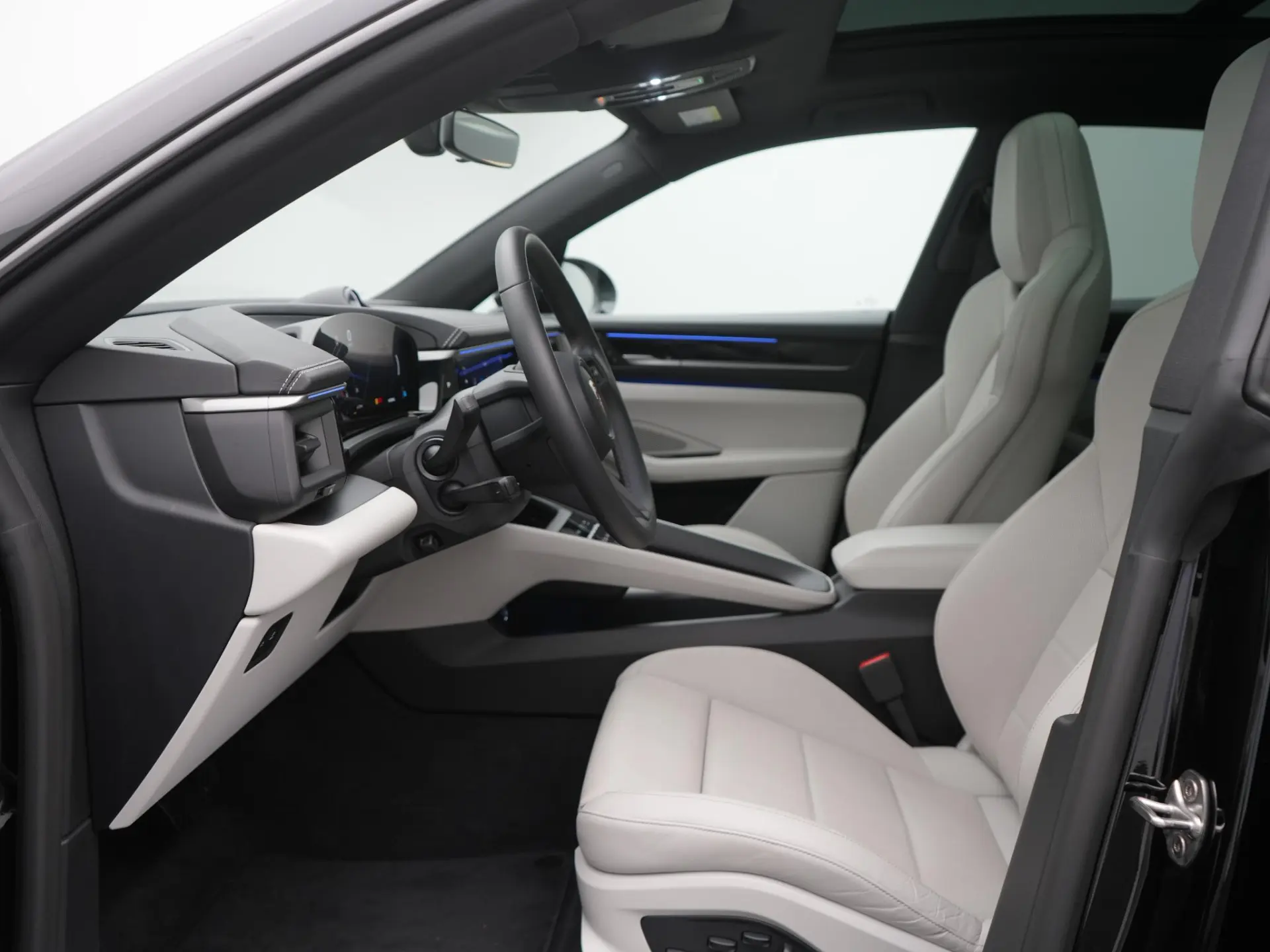 Macan 4