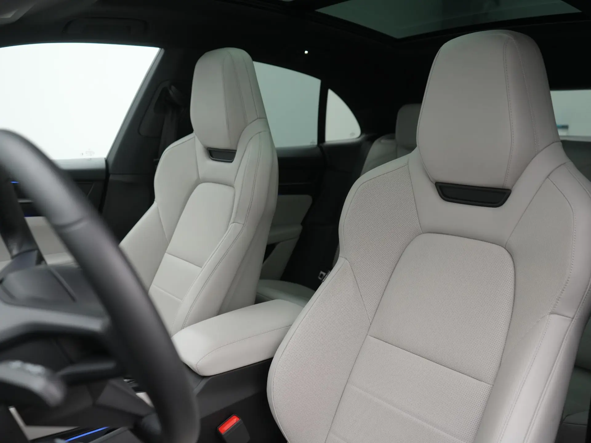 Macan 4