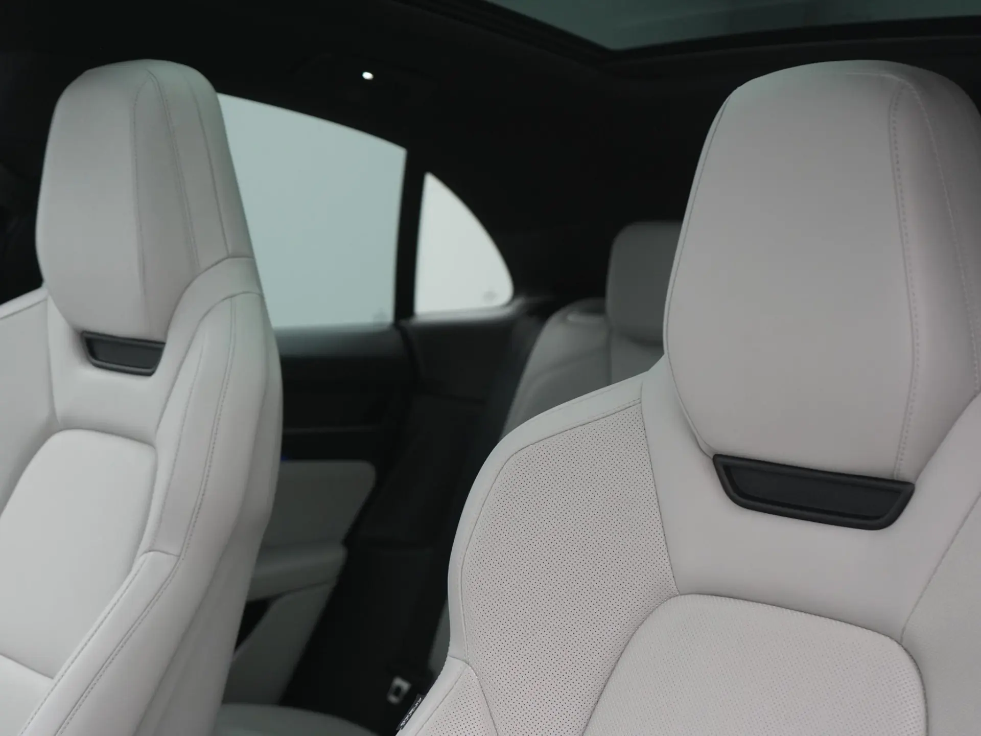 Macan 4
