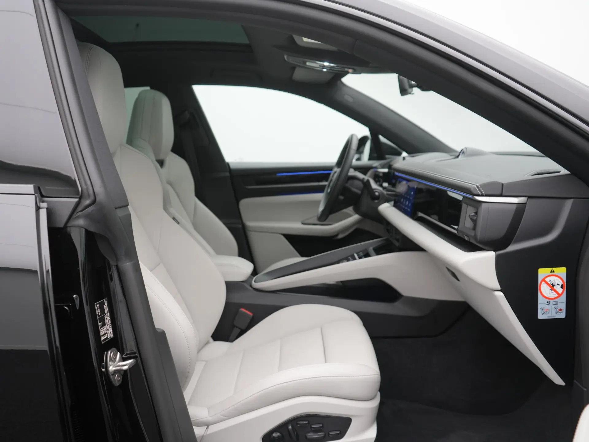 Macan 4