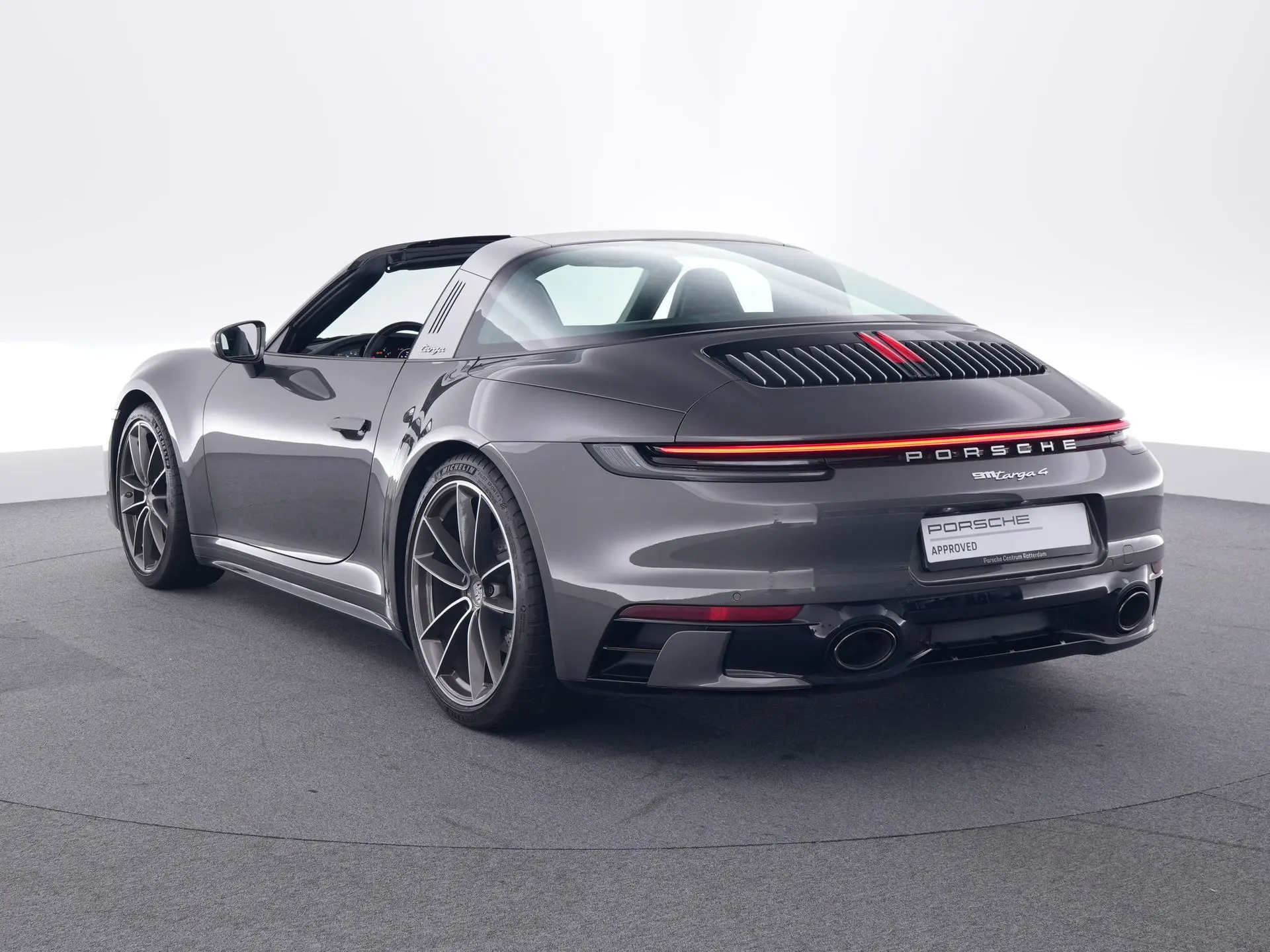 911 Targa 4
