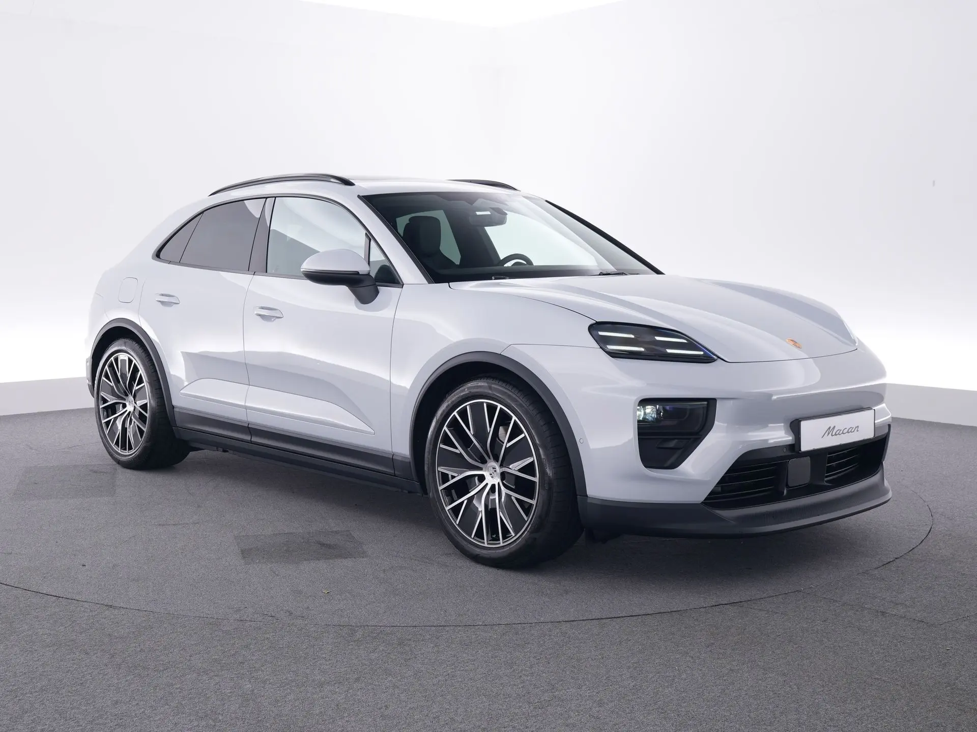 Macan 4