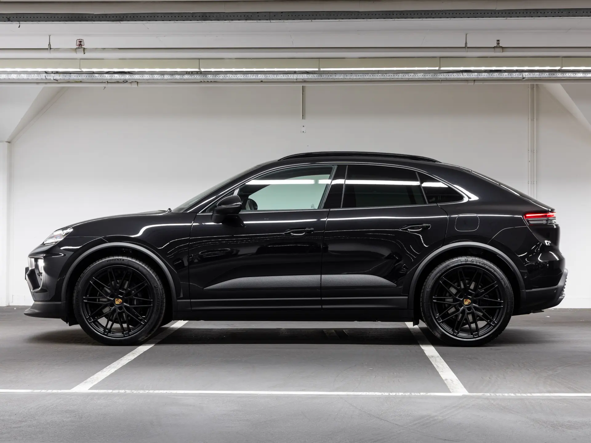 Macan 4